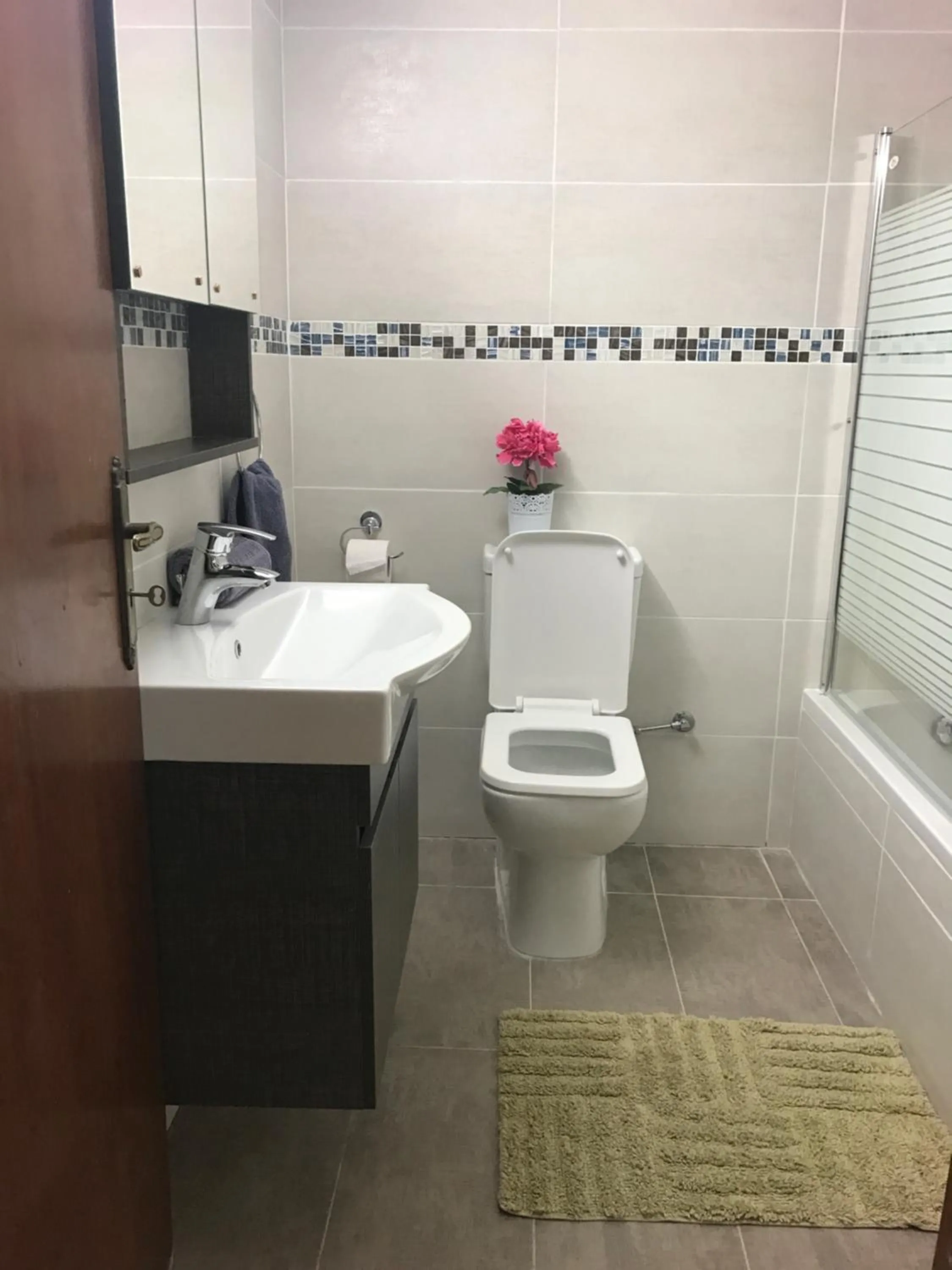 Bathroom in Angela Holiday Apartments