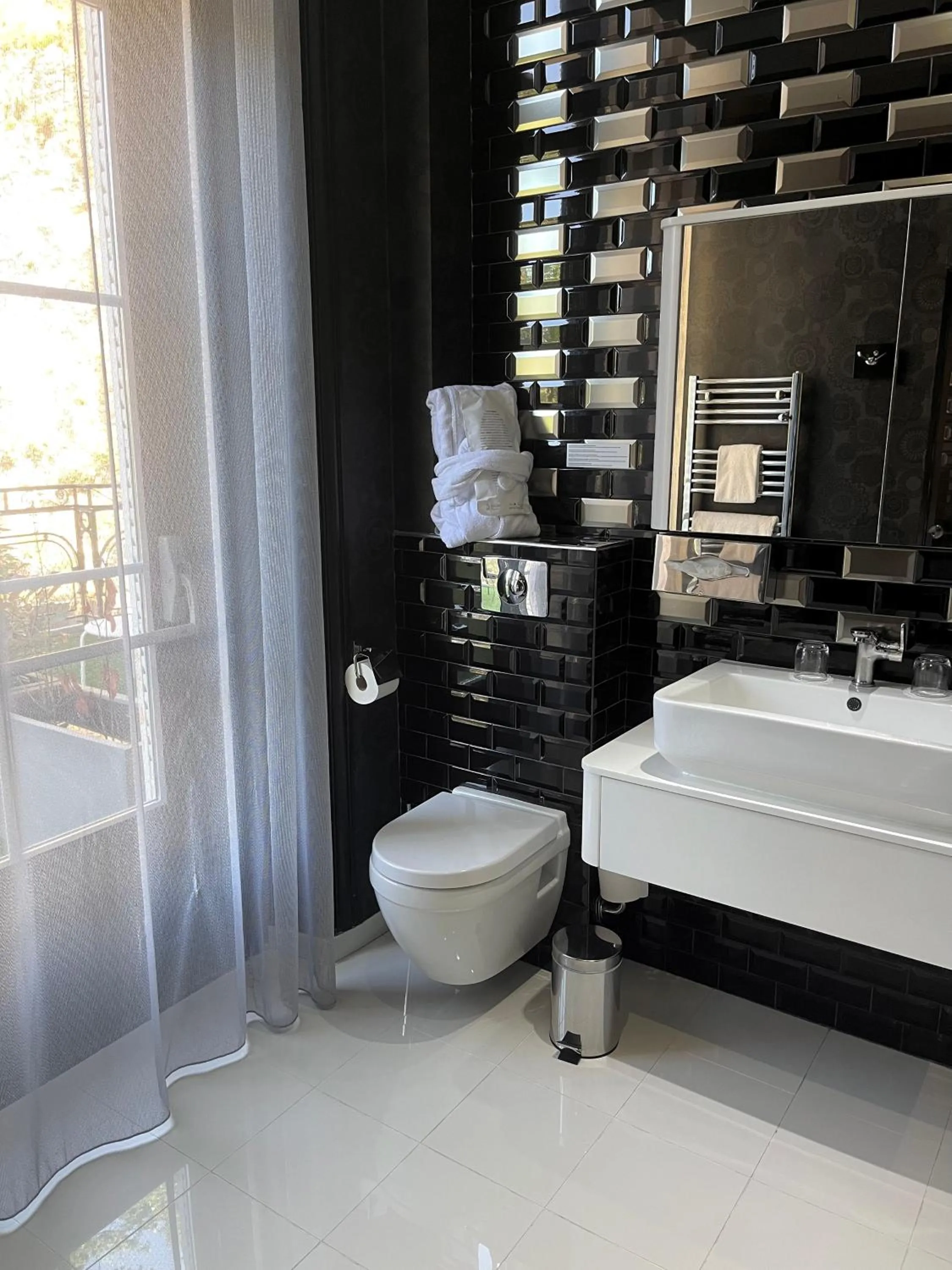 Bathroom in Art Hotel