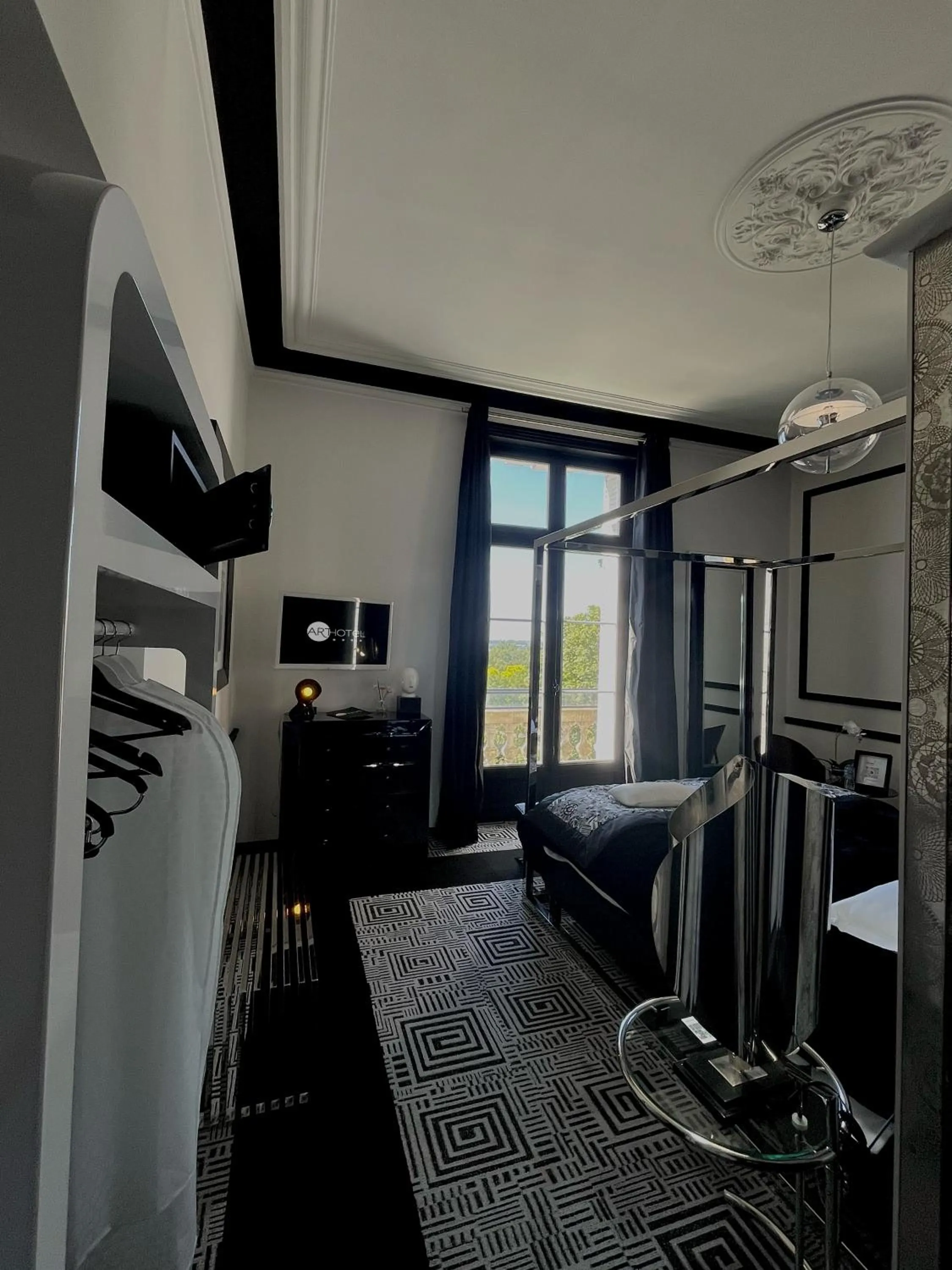 Photo of the whole room, Bed in Art Hotel