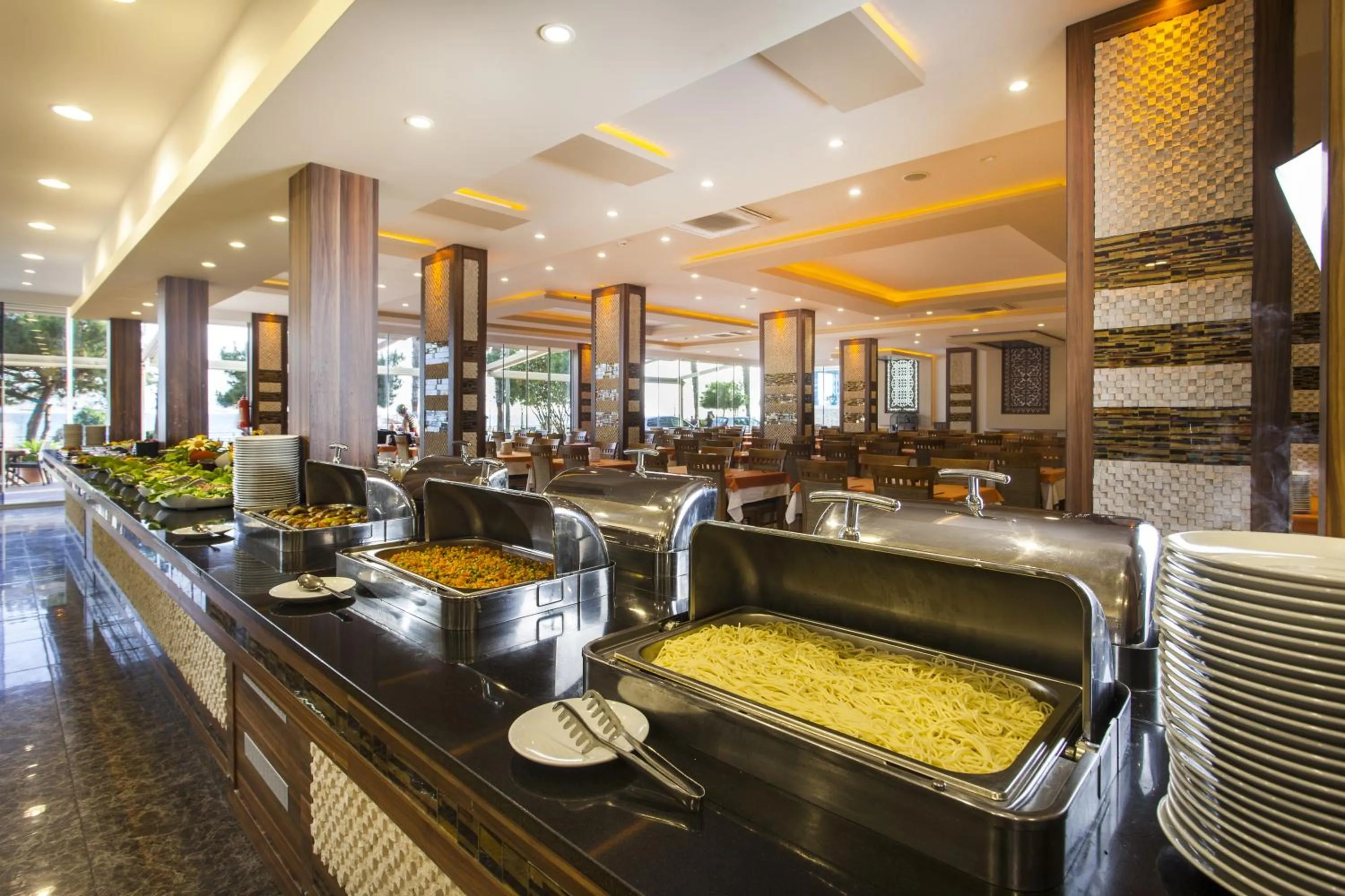 Restaurant/places to eat in Kleopatra Ada Beach Hotel