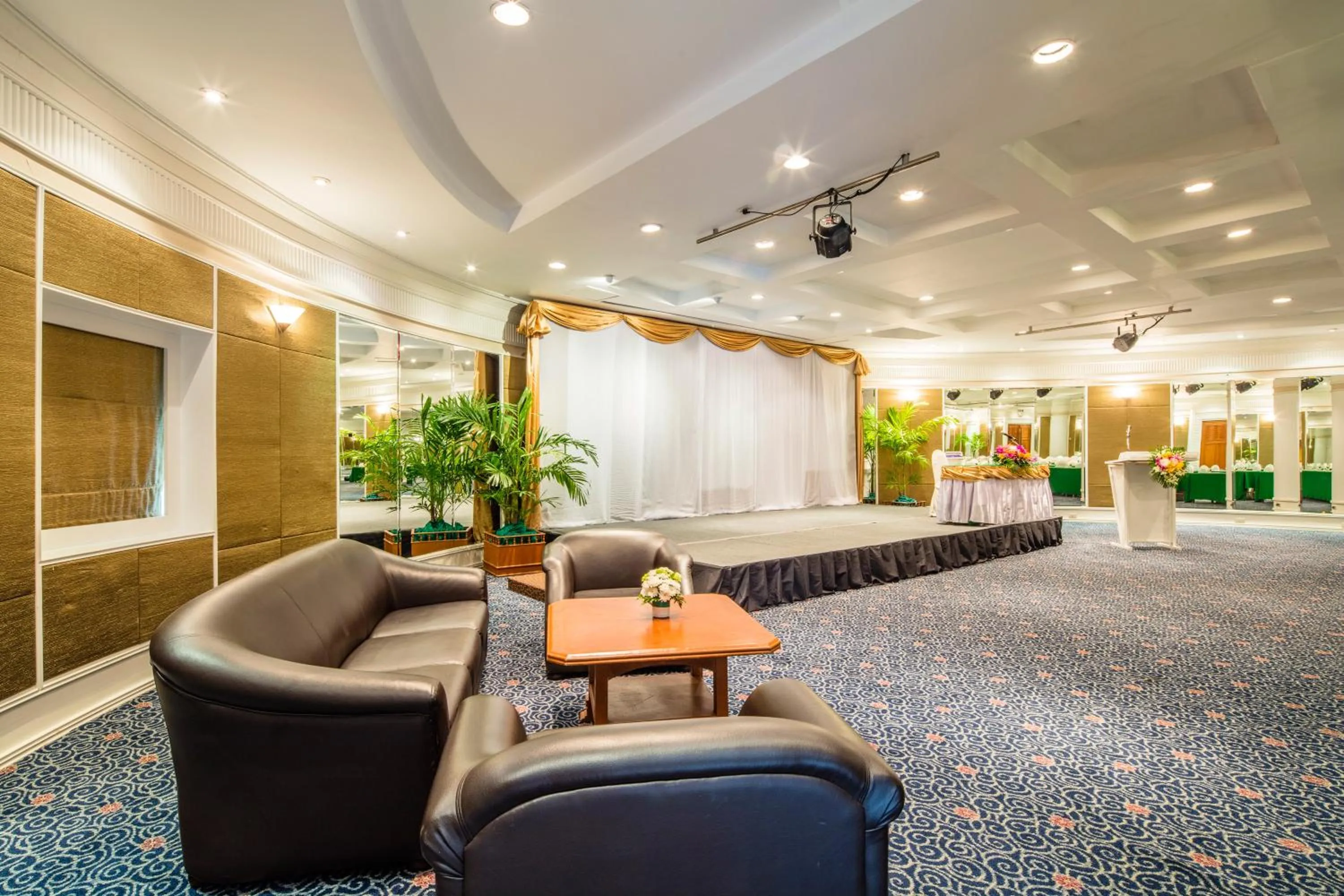 Meeting/conference room in Cholchan Pattaya Beach Resort - SHA Extra Plus