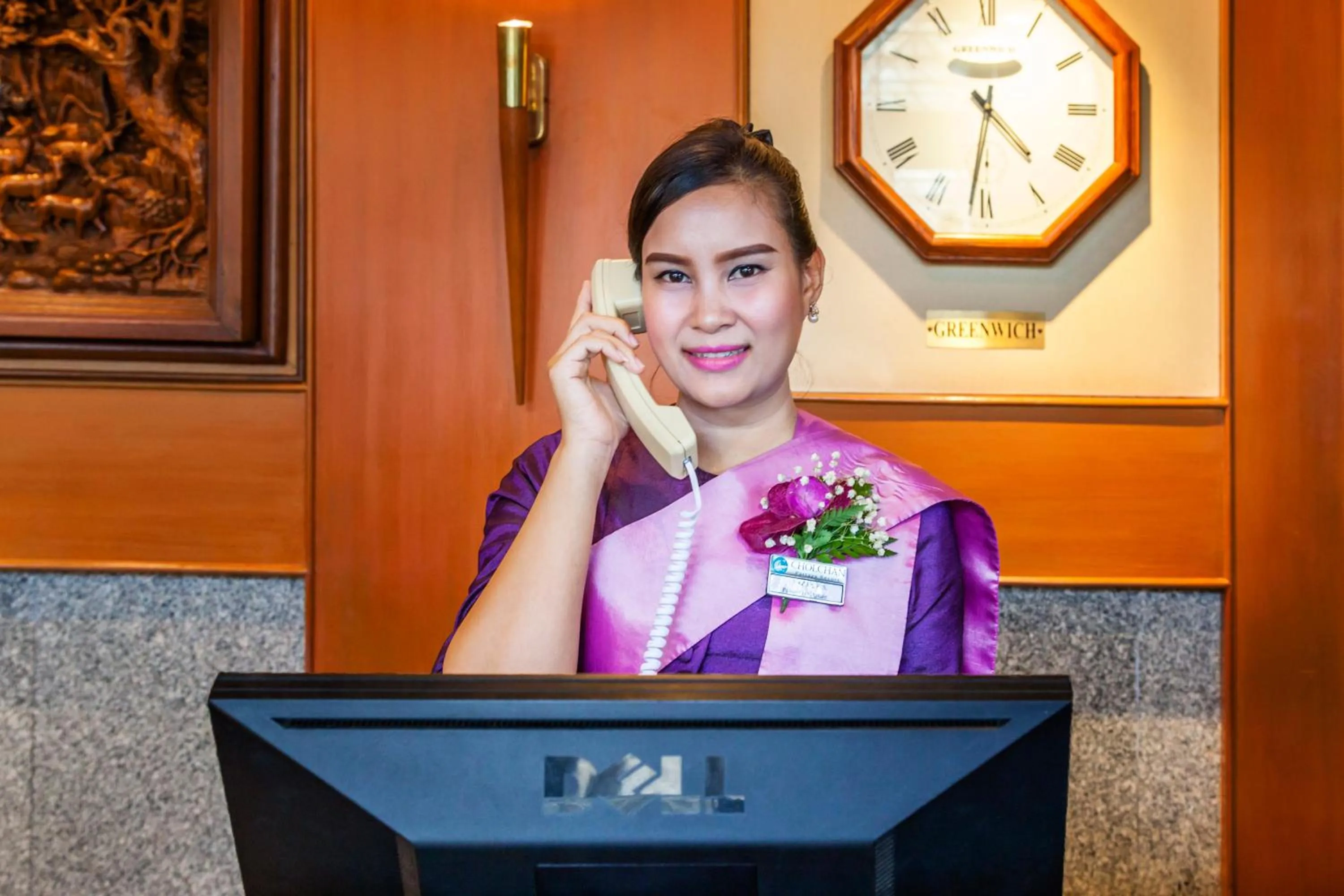 Staff in Cholchan Pattaya Beach Resort - SHA Extra Plus