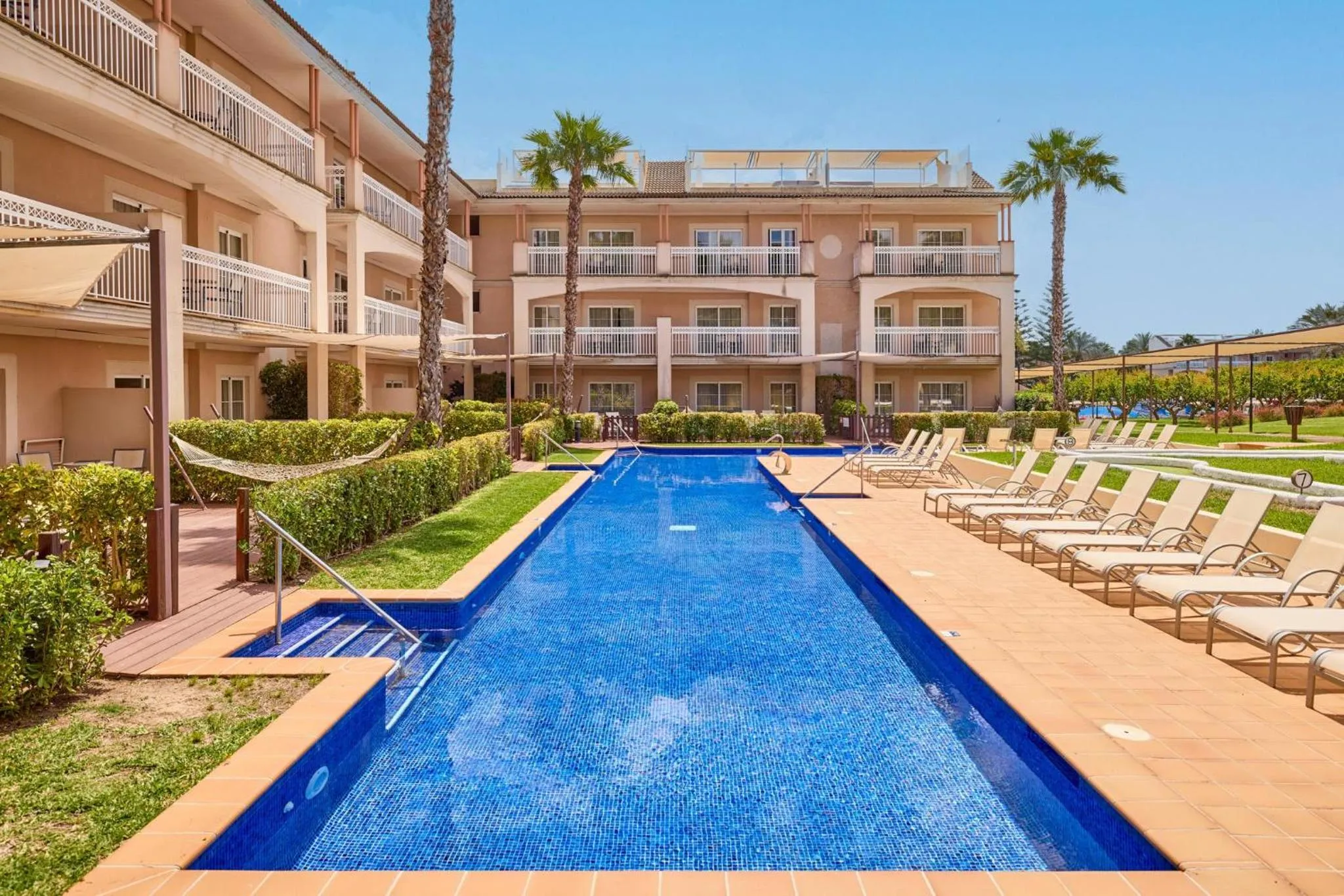 Swimming pool in Zafiro Can Picafort