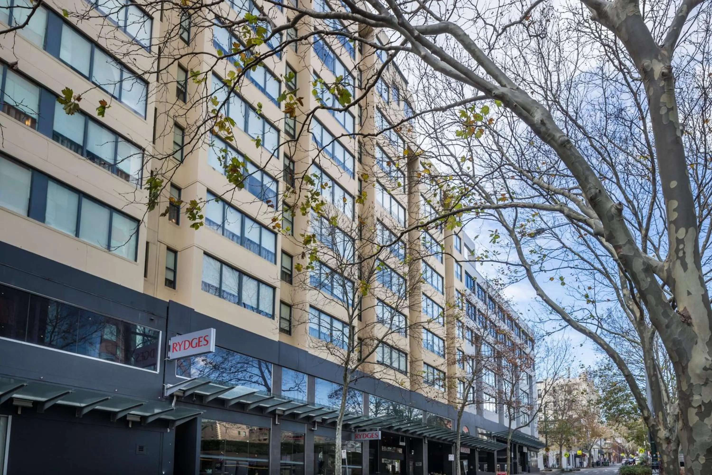 Property building in Rydges Sydney Central