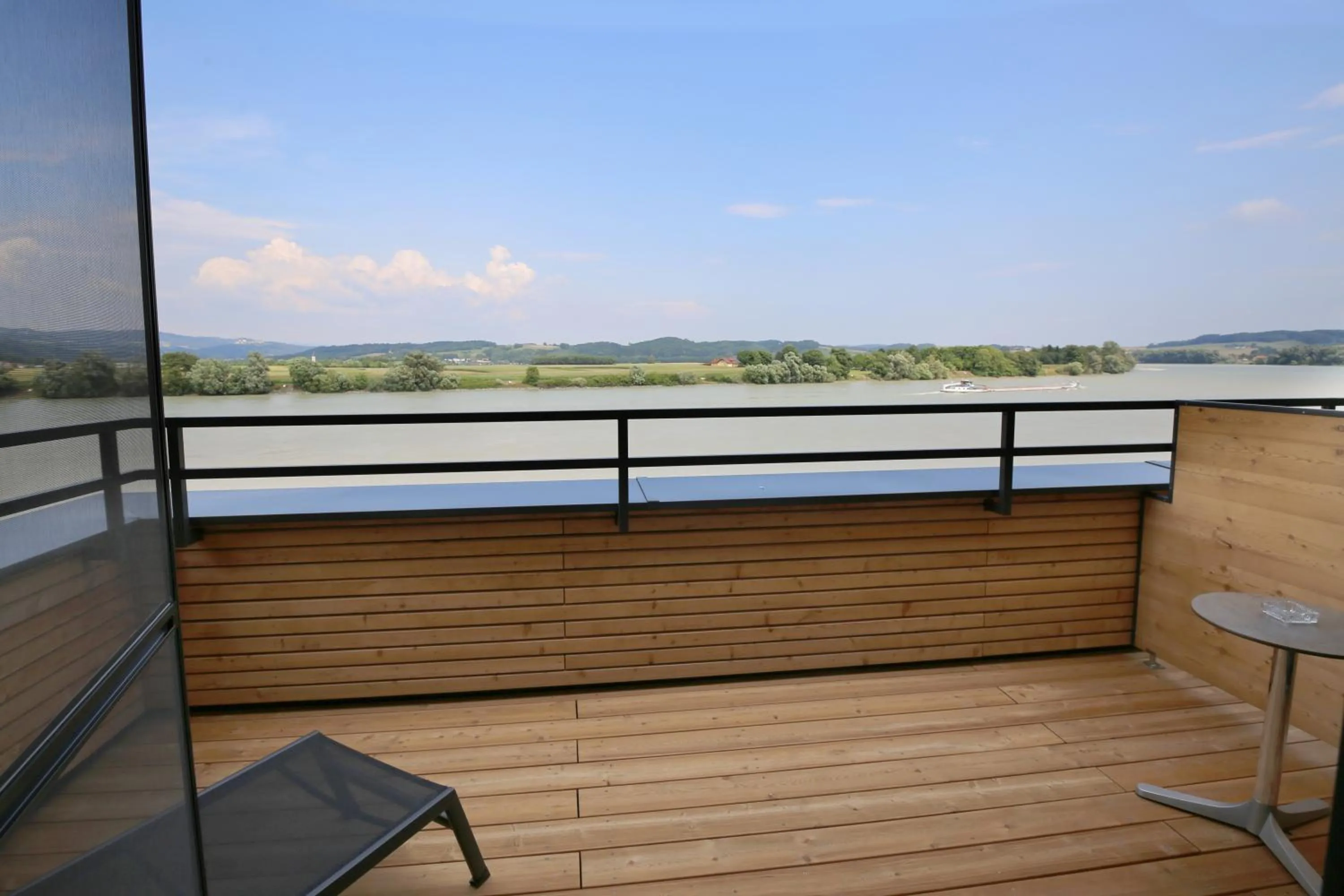 Balcony/Terrace in Donau Lodge