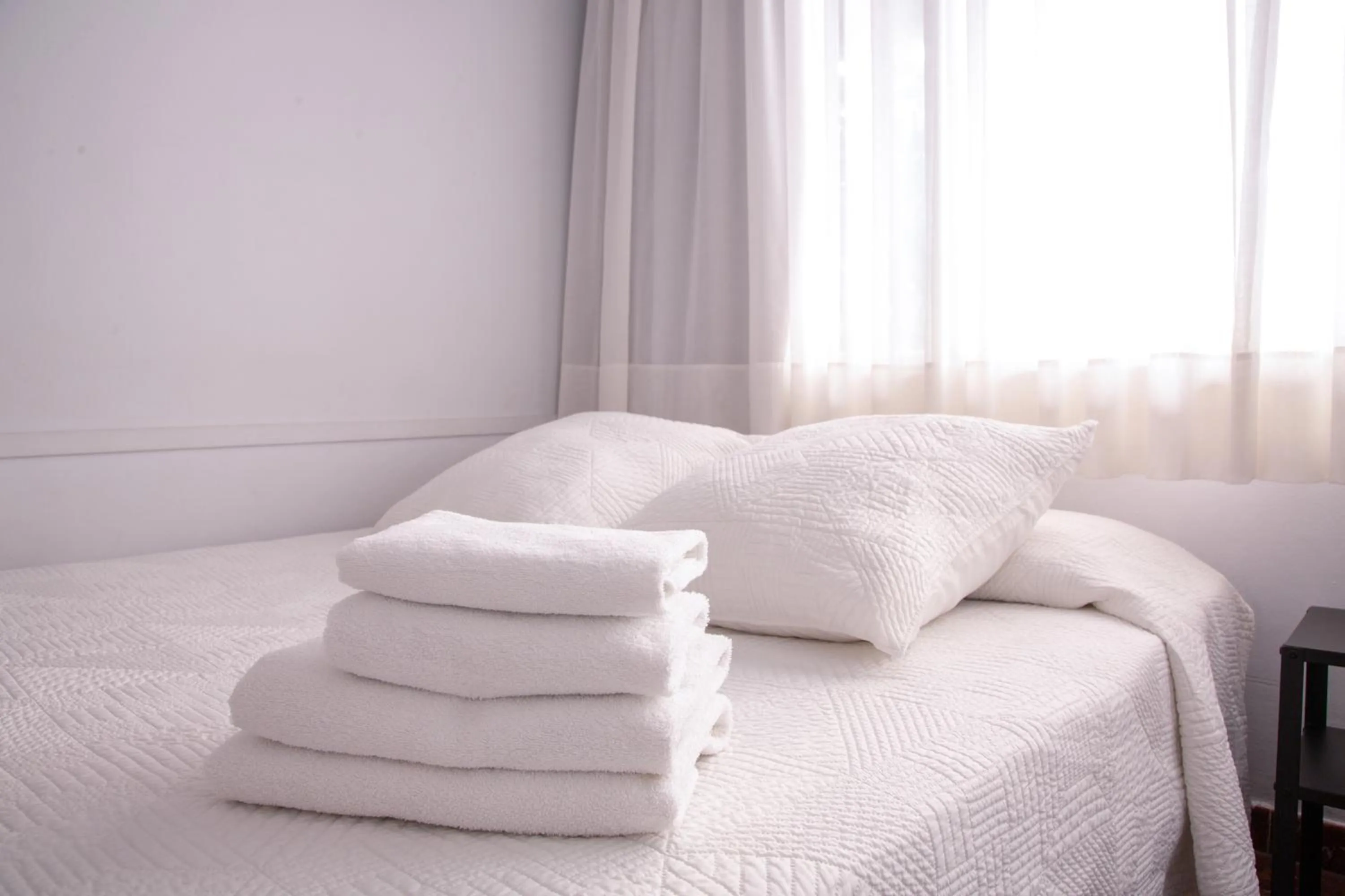 Bed in Barcelona City Street Hostal