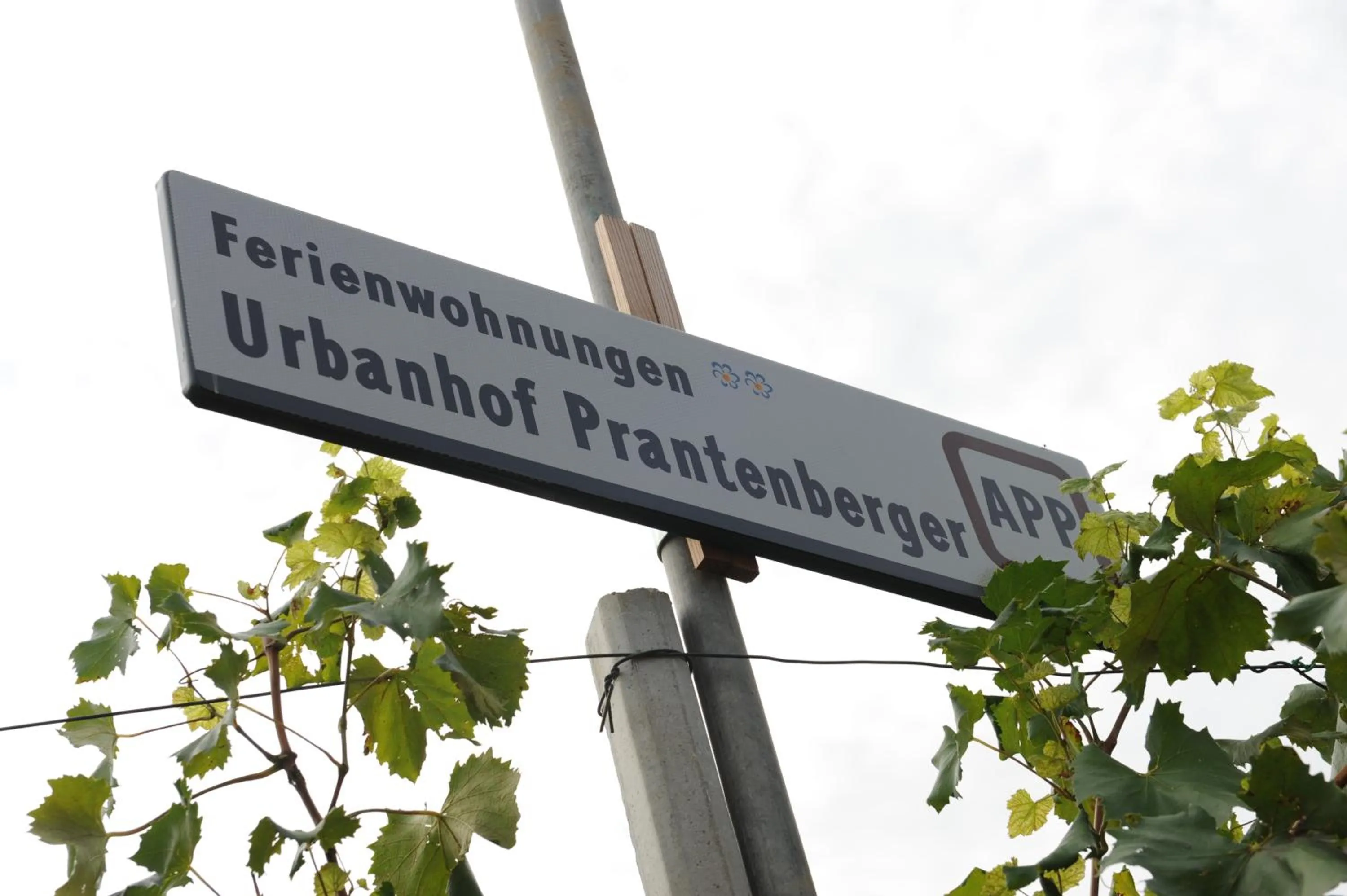 Facade/entrance in Urbanhof Prantenberger