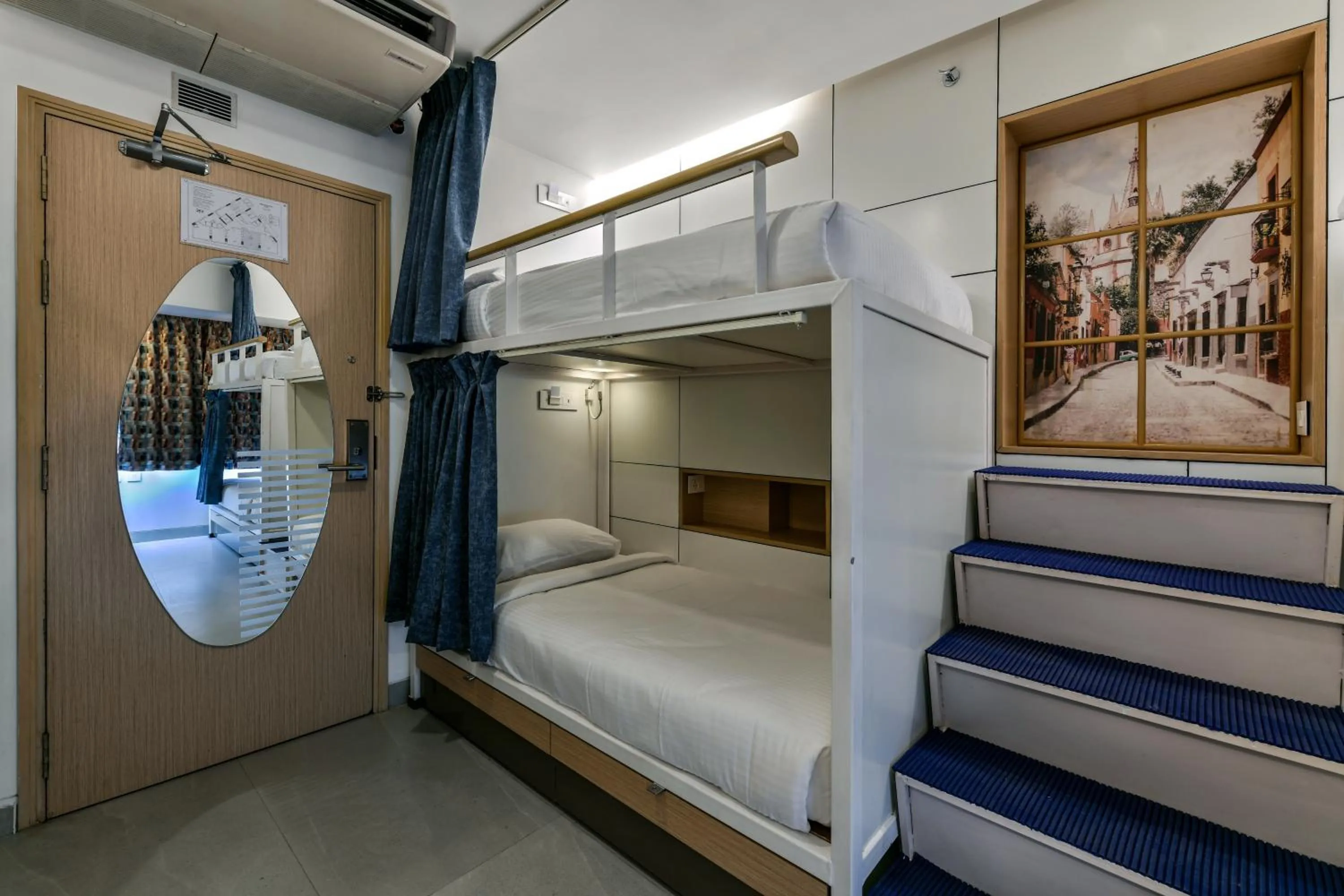 bunk bed, Bed in Indie Stays, BKC