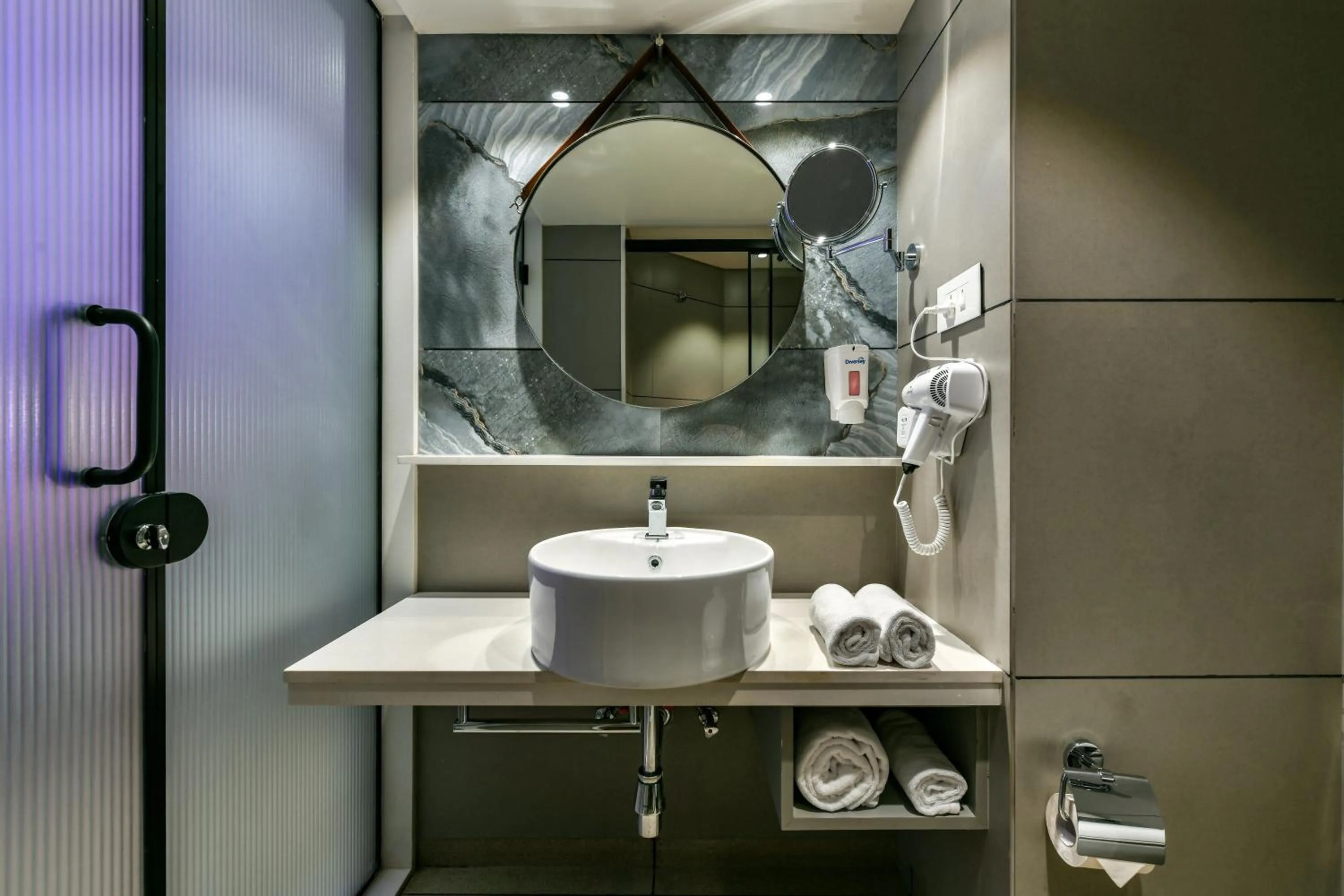 Bathroom in Indie Stays, BKC