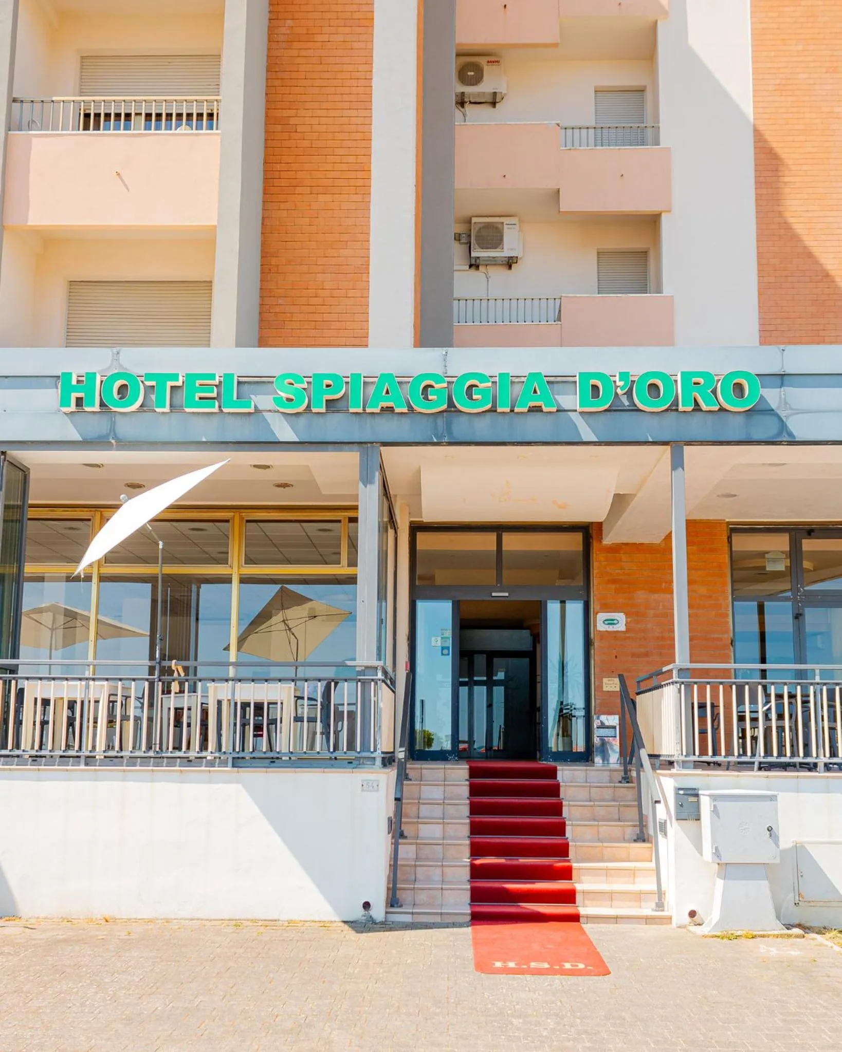 Facade/entrance in GFH - Hotel Spiaggia D'Oro