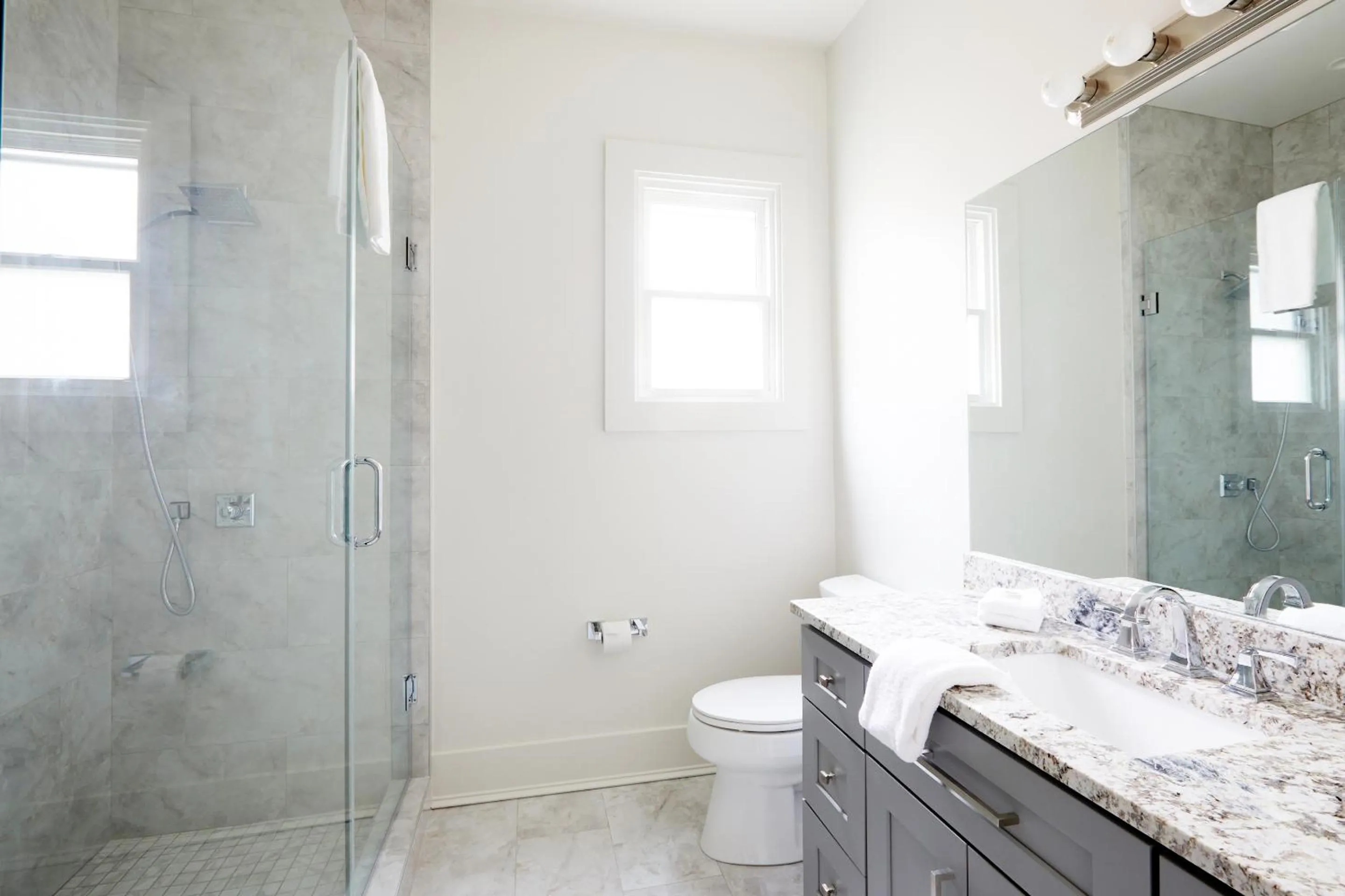 Living room in Sonder at Viewpoint