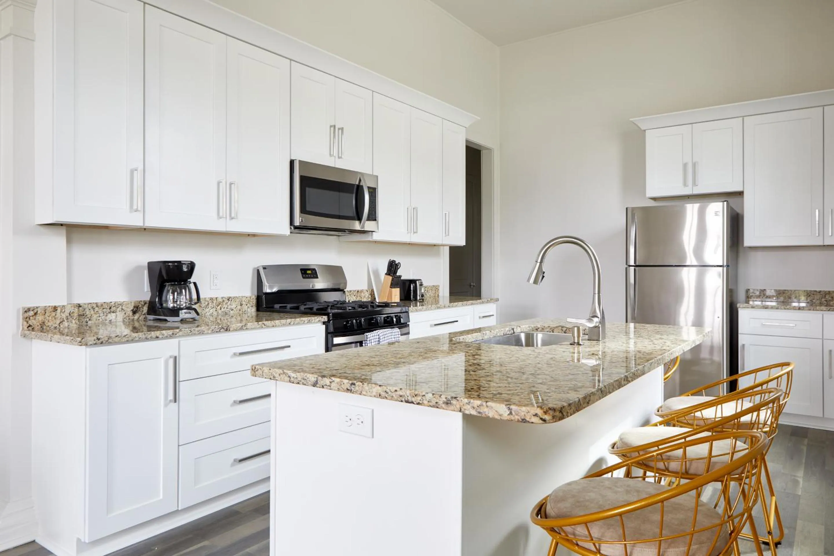 Living room in Sonder at Viewpoint