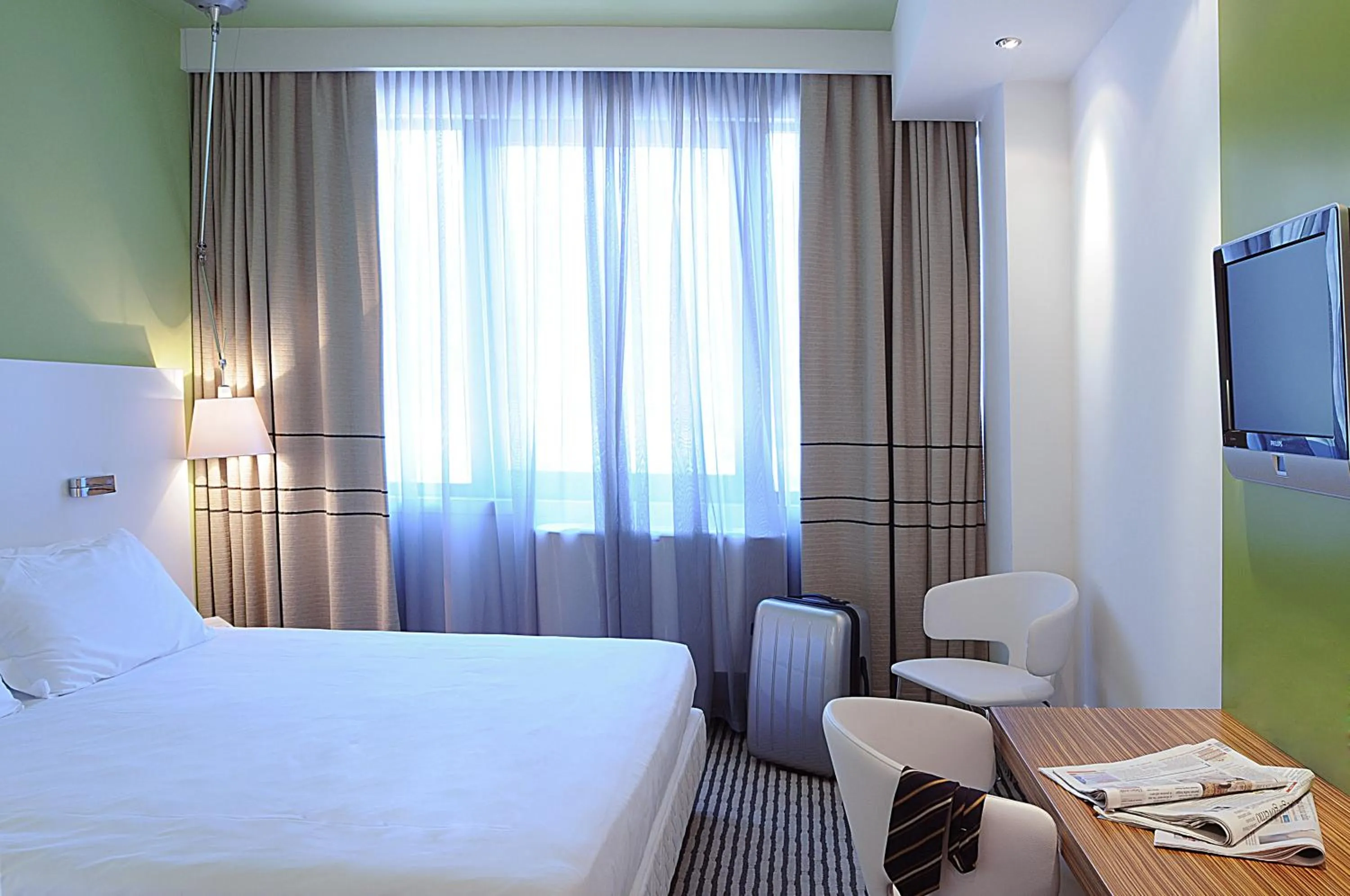 TV and multimedia, Bed in The Caesar Roma