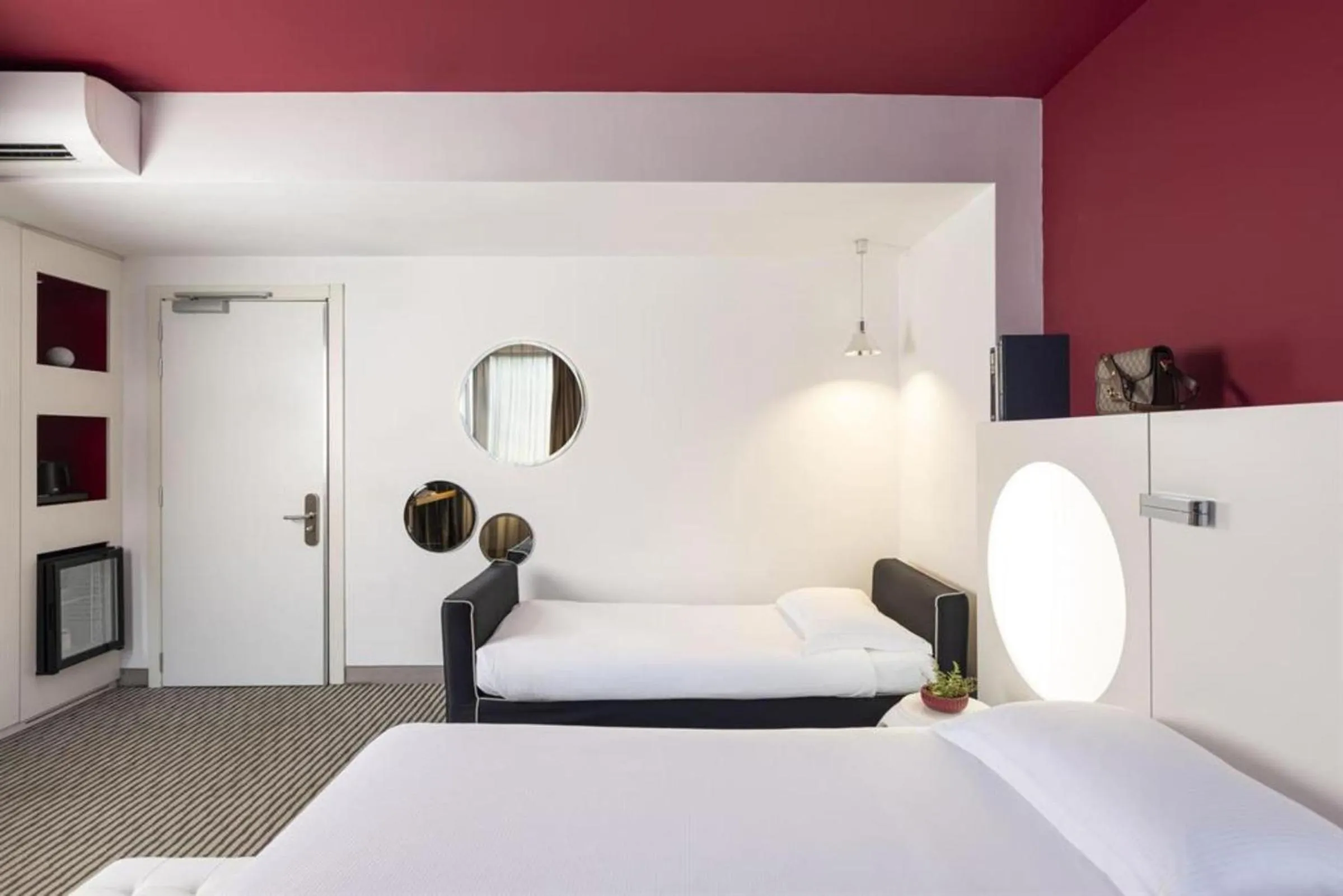 Bedroom, Bed in The Caesar Roma