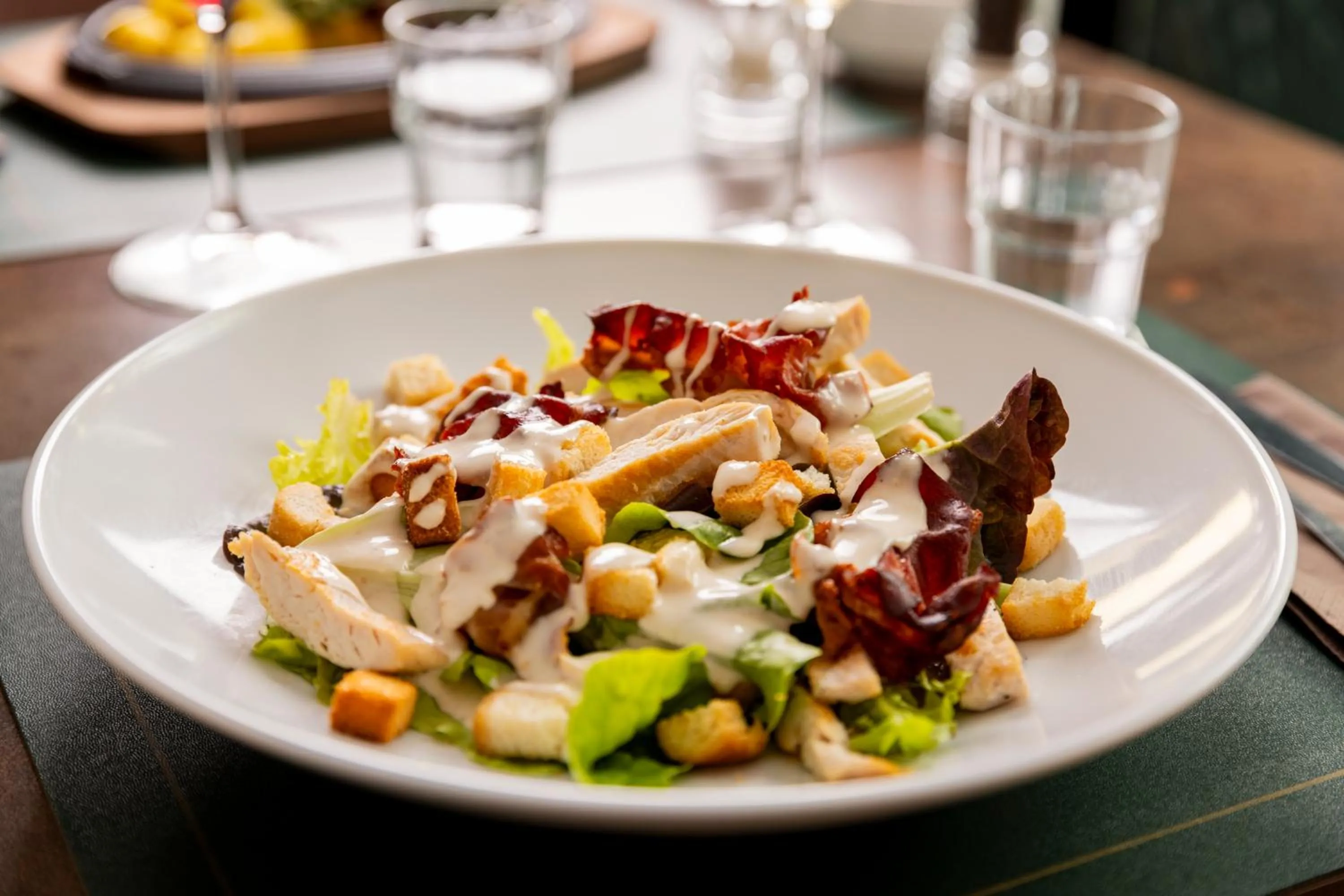 Restaurant/places to eat in The Caesar Roma