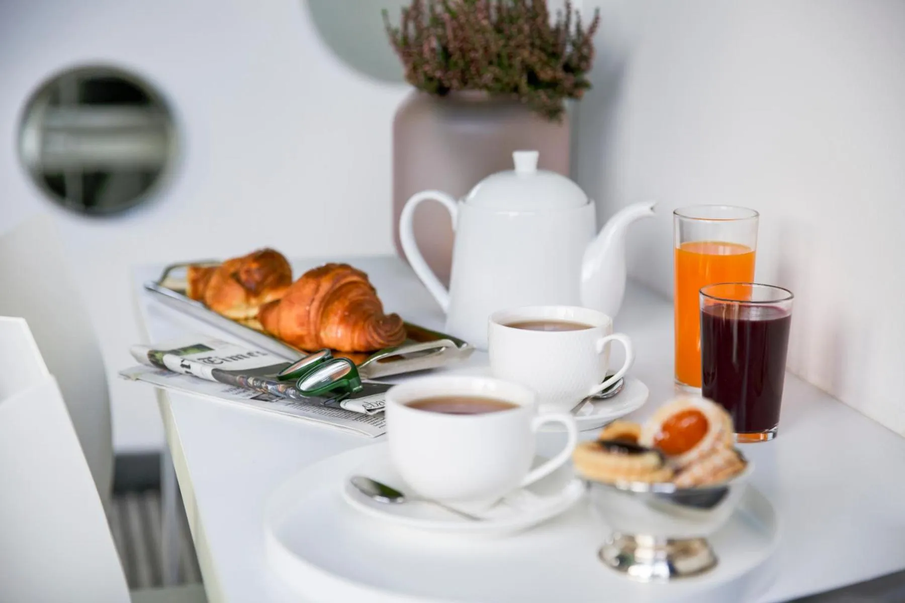 Bedroom in The Caesar Roma