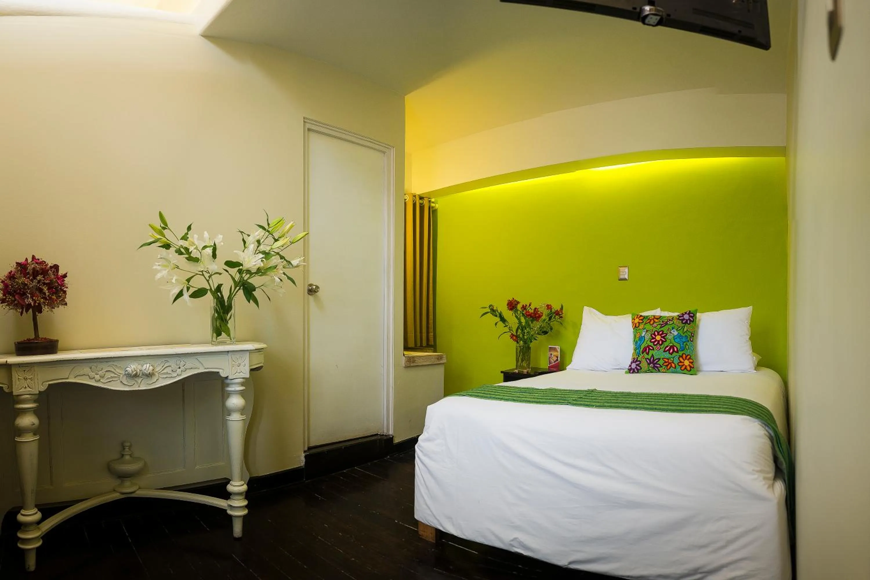 Photo of the whole room, Bed in Wakapunku Boutique Hotel