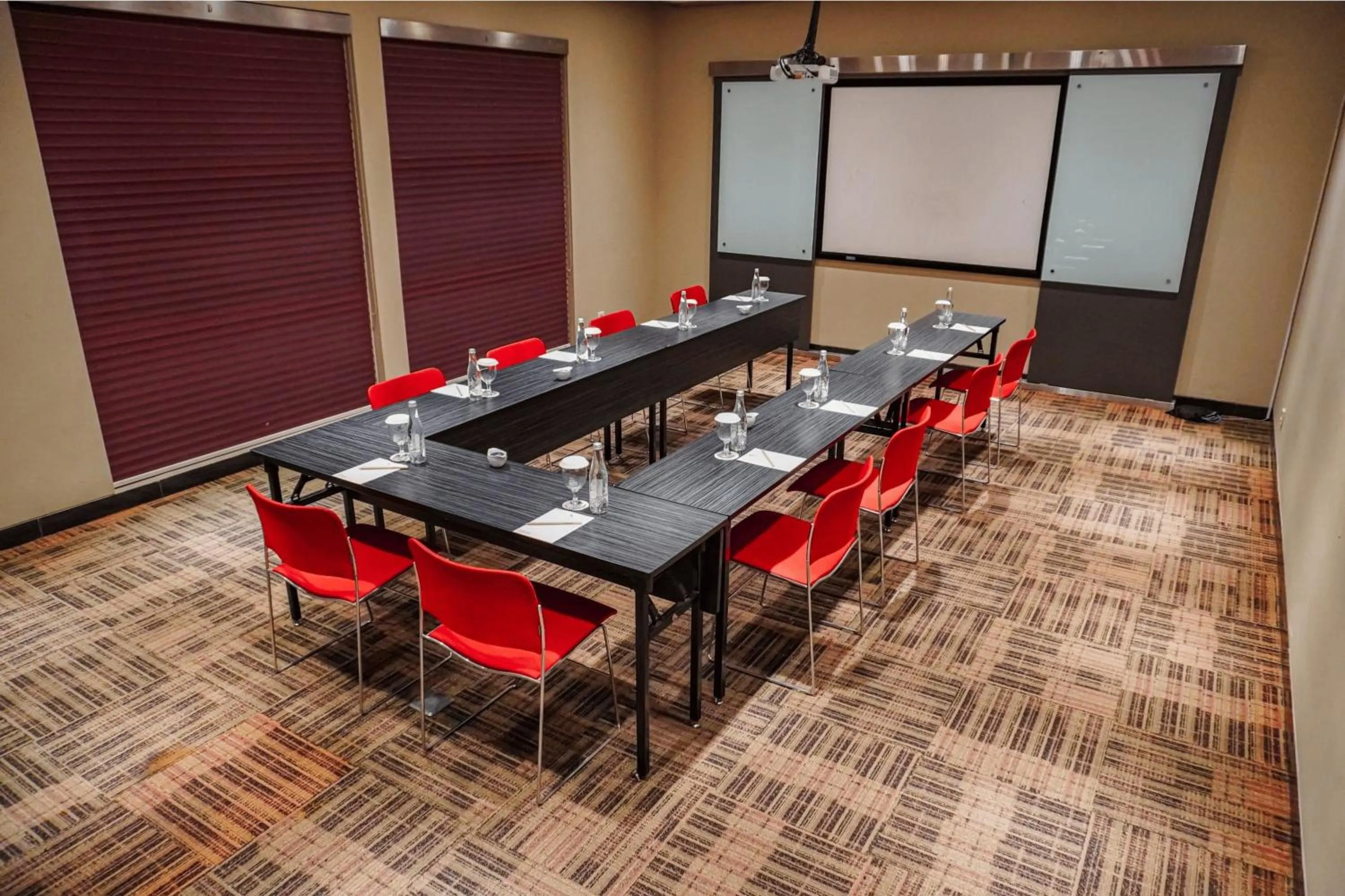 Hotel KIMAYA Slipi Jakarta By HARRIS