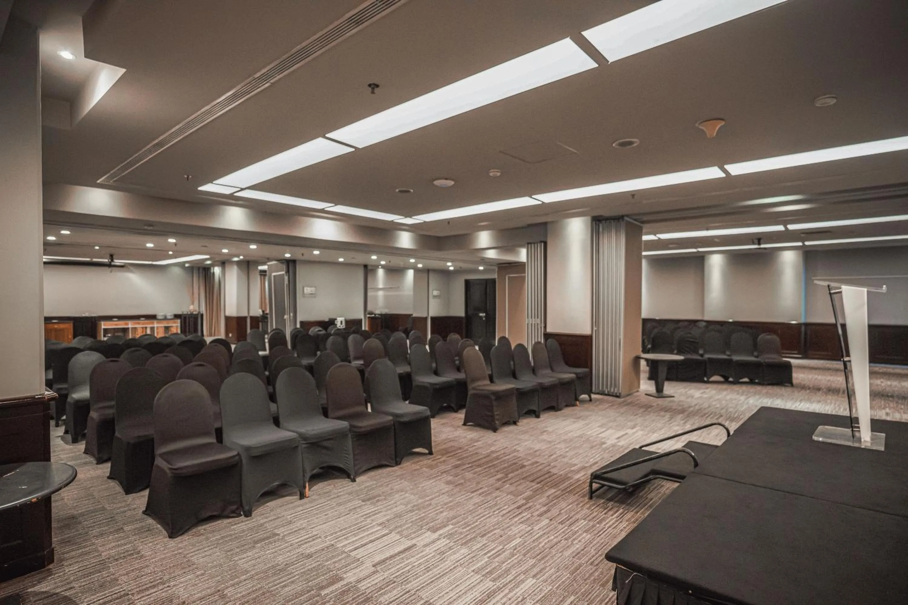 Hotel KIMAYA Slipi Jakarta By HARRIS