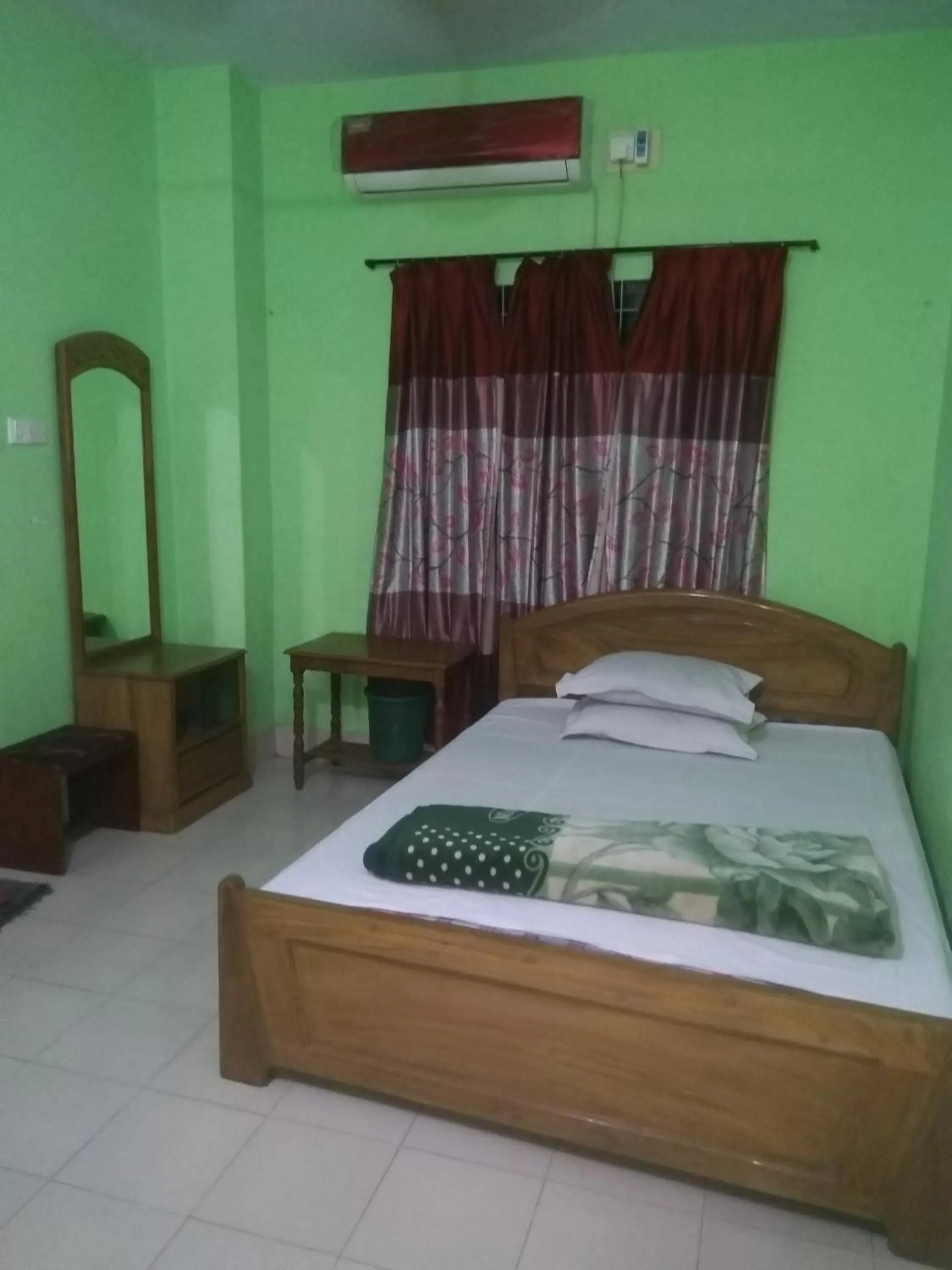 Bed in Hotel As Shams International