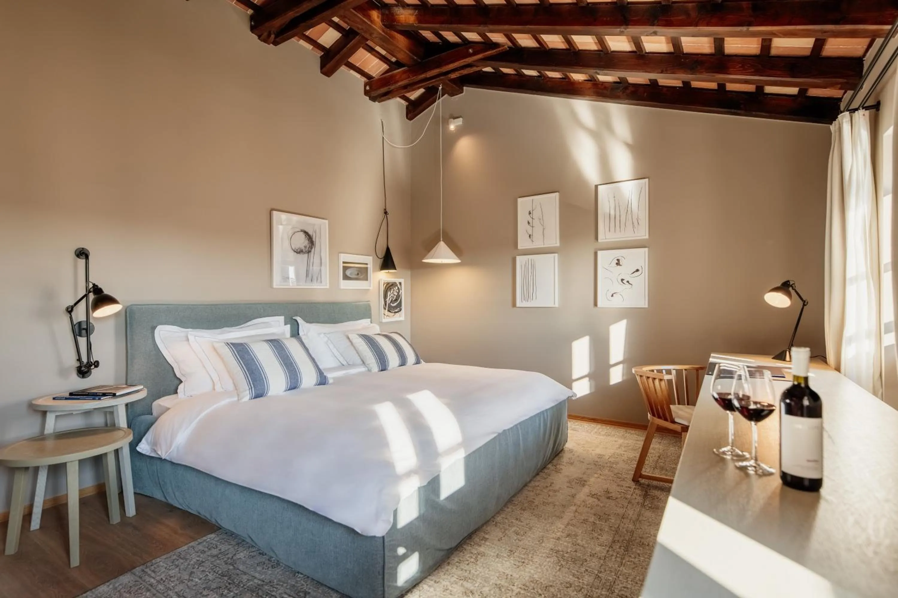 Bedroom, Bed in Meneghetti Wine Hotel and Winery - Relais & Chateaux