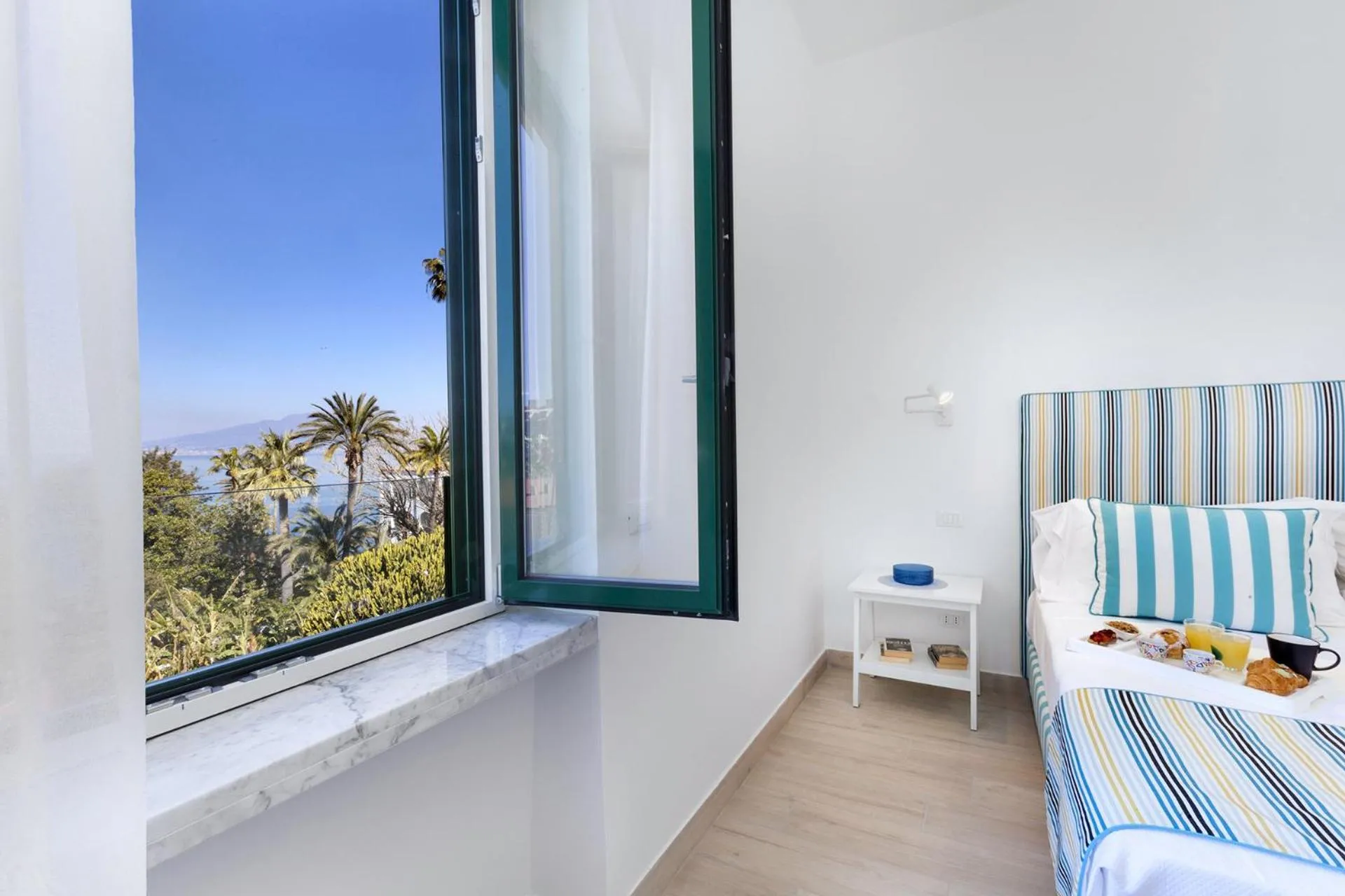 Bedroom, Bed in Amore Rentals - Appartamento Tramontano