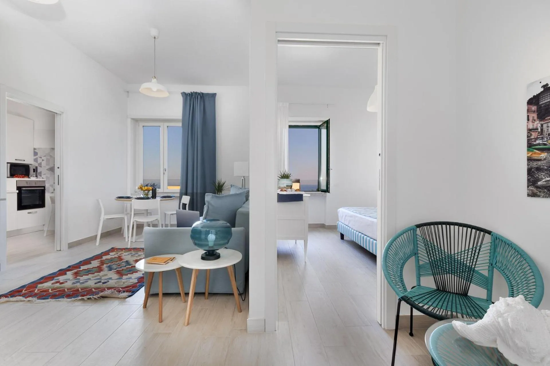 Living room, Bed in Amore Rentals - Appartamento Tramontano