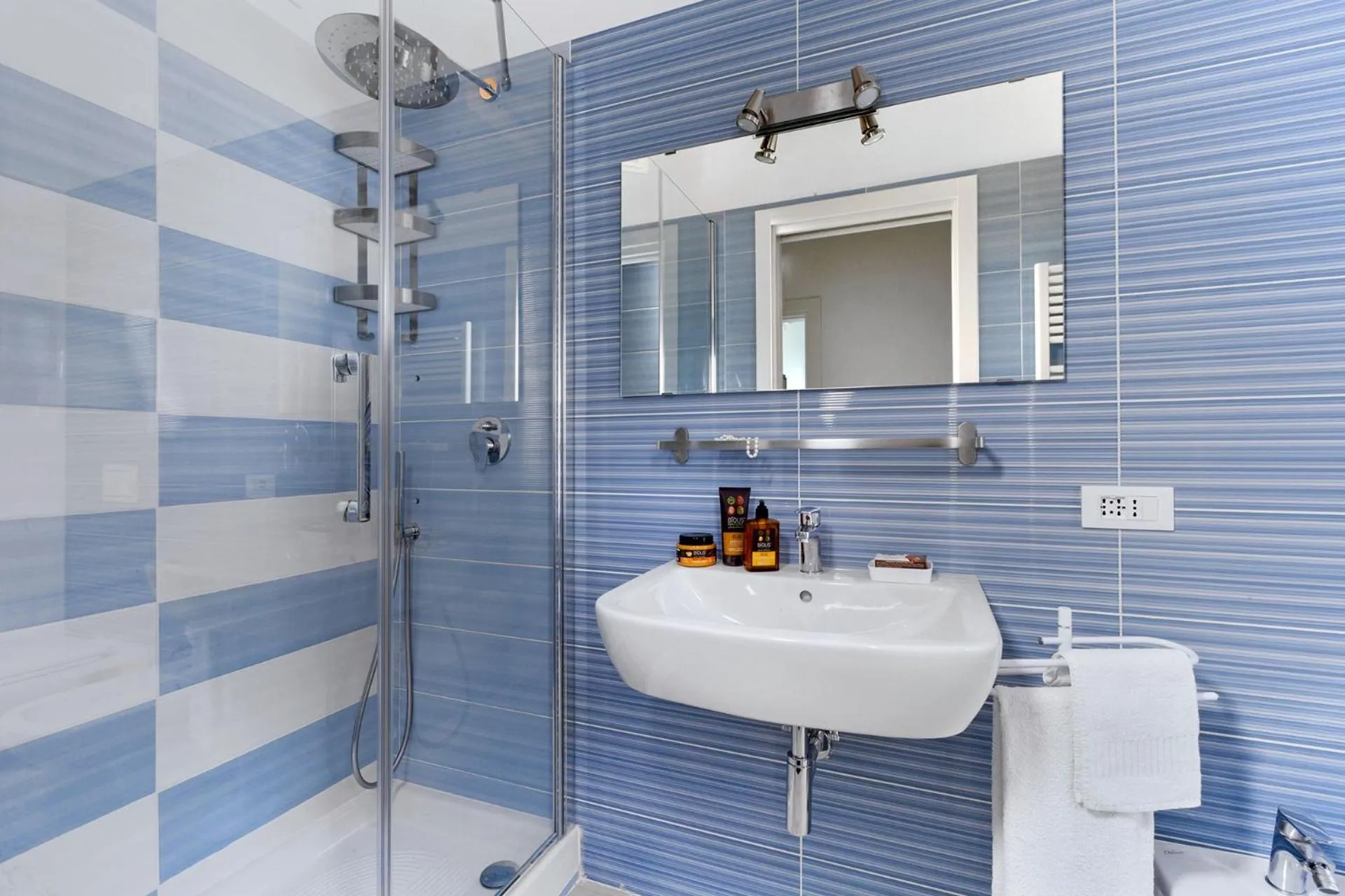 Bathroom in Amore Rentals - Appartamento Tramontano