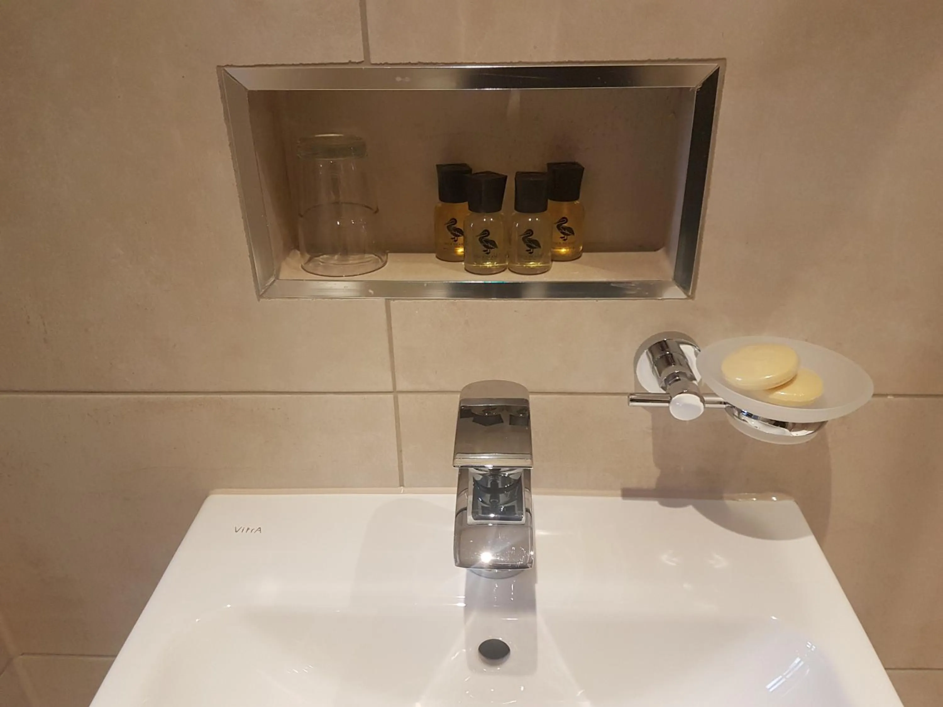 Bathroom in Kames Hotel