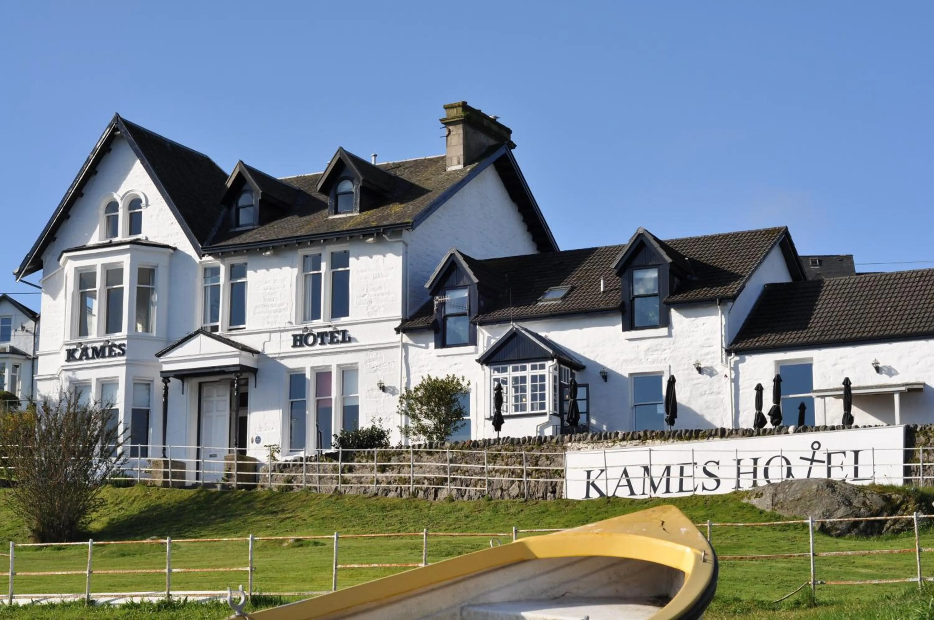 Property building in Kames Hotel