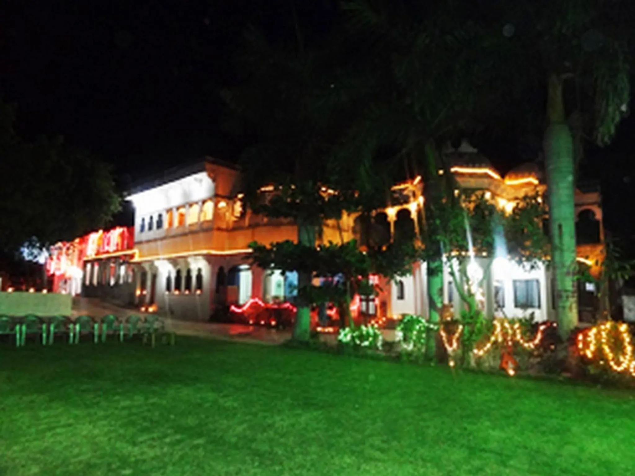 Property building in Devendragarh Palace - Luxury Paying Guest House