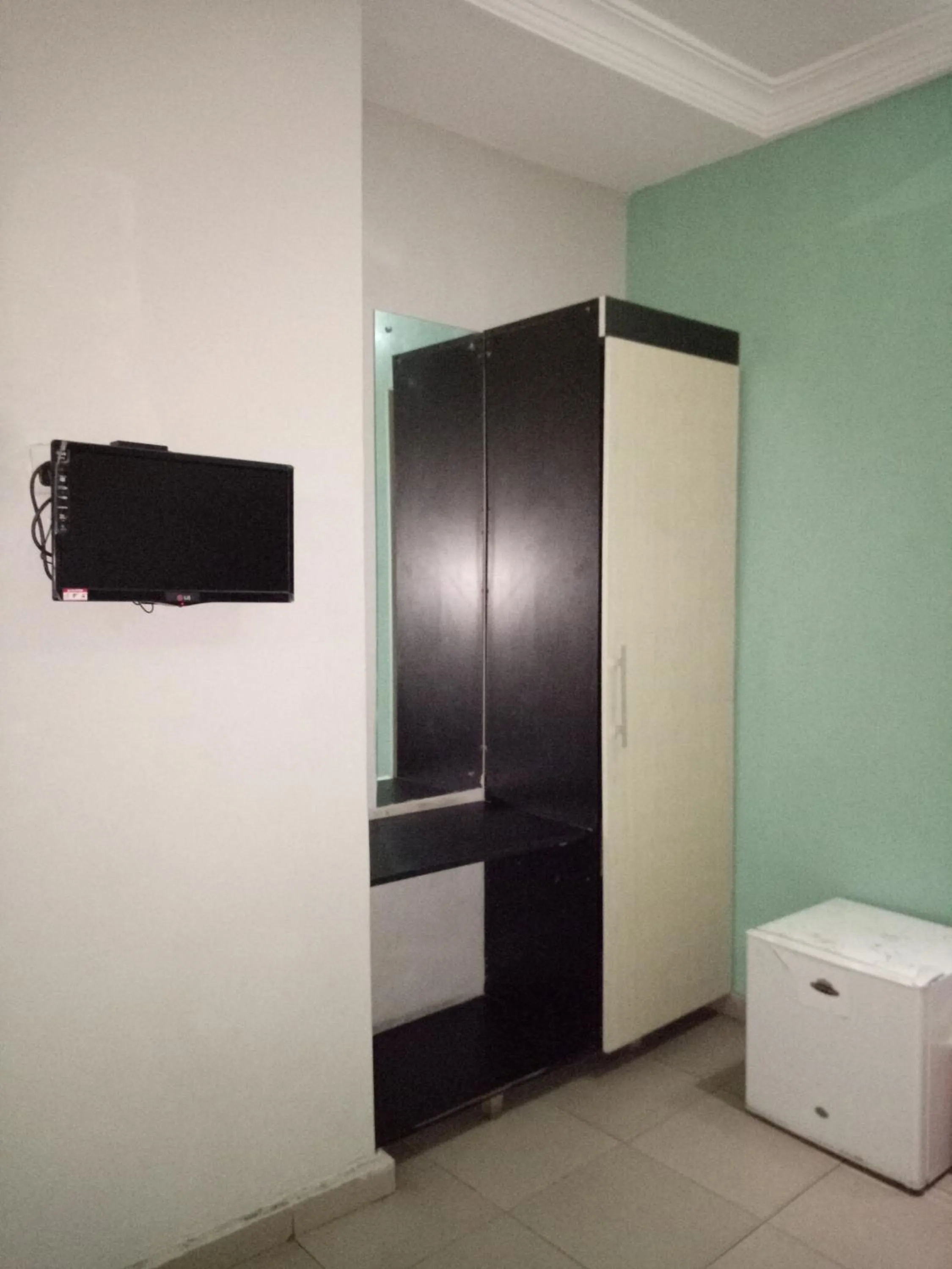 TV and multimedia in Pulville Boulevard