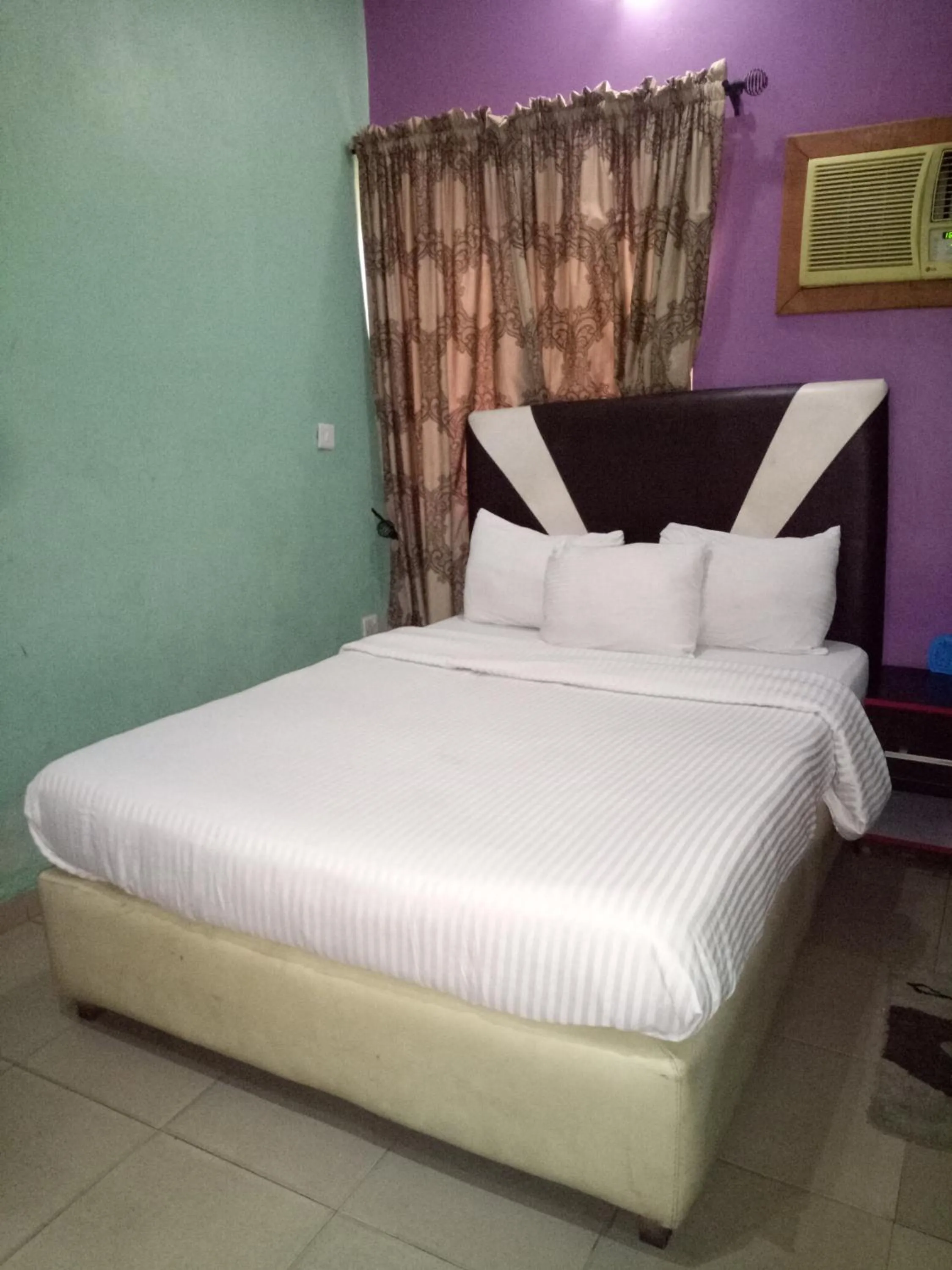 Bed in Pulville Boulevard