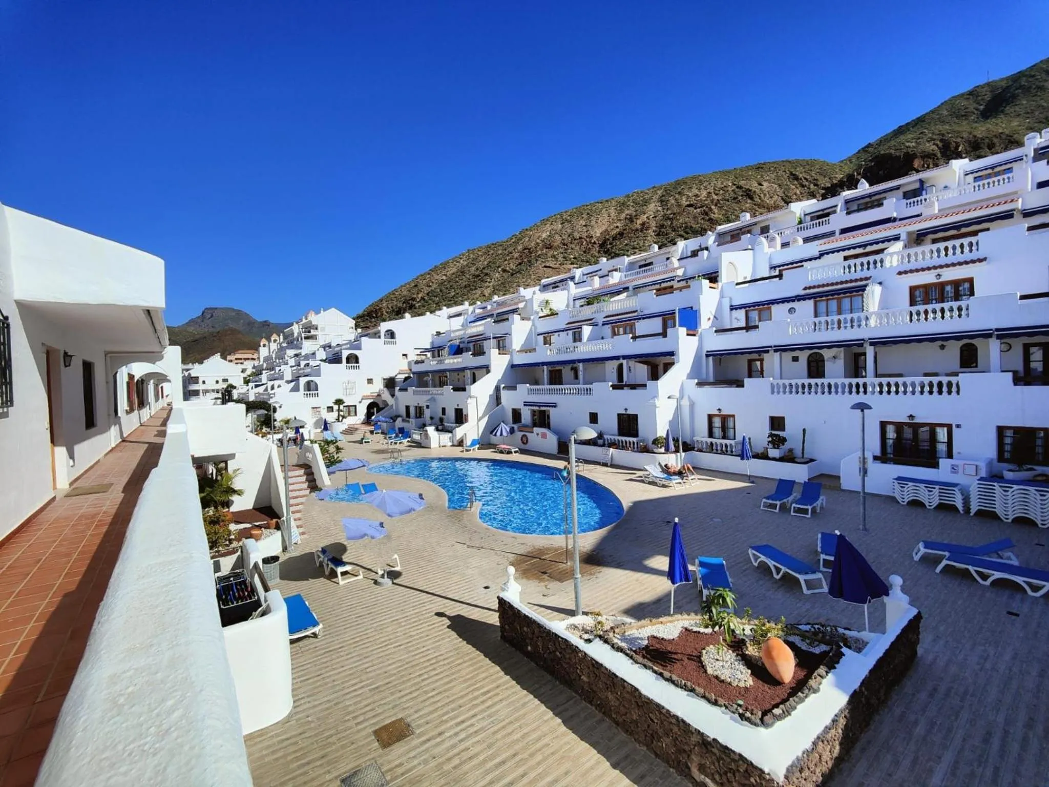 Property building in Port Royale