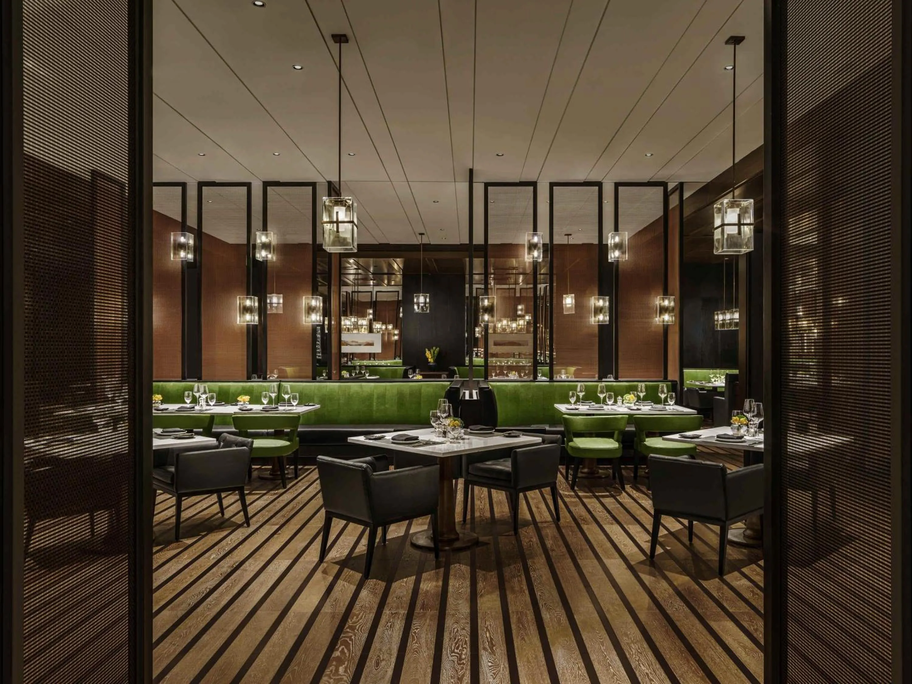 Restaurant/places to eat in Fairmont Wuhan