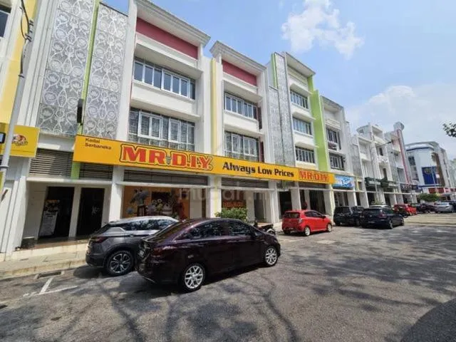 Neighbourhood in Enclave Business Hotel