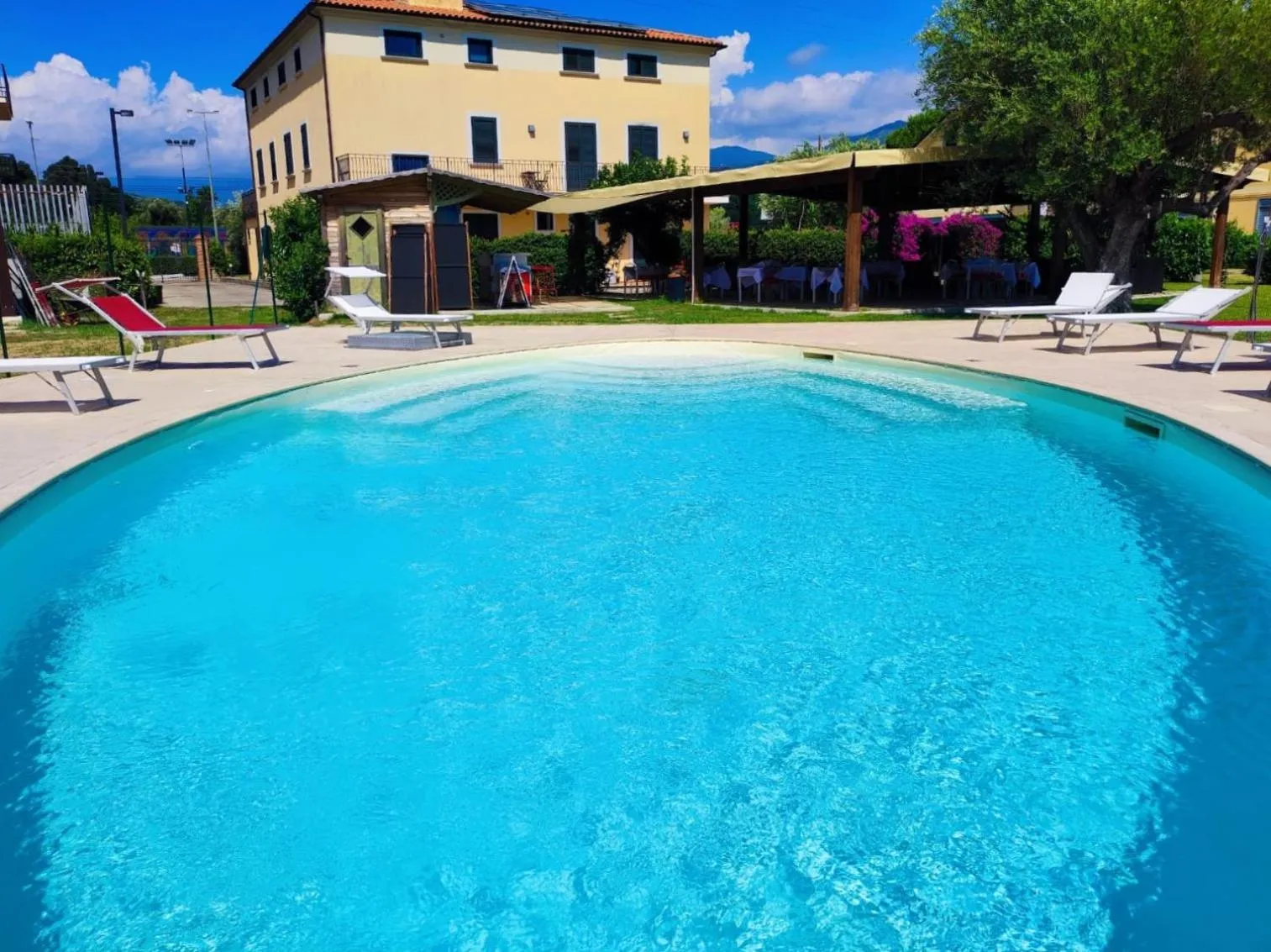 Swimming pool in Victoria Resort
