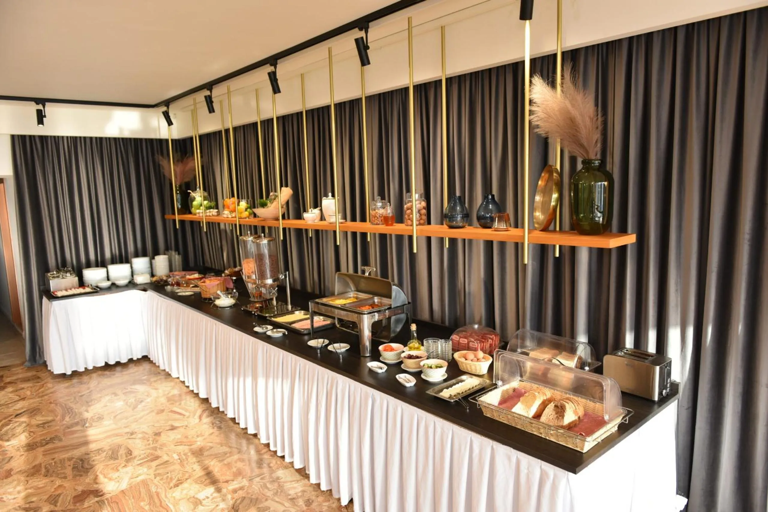 Buffet breakfast in Hotel Xanthippion