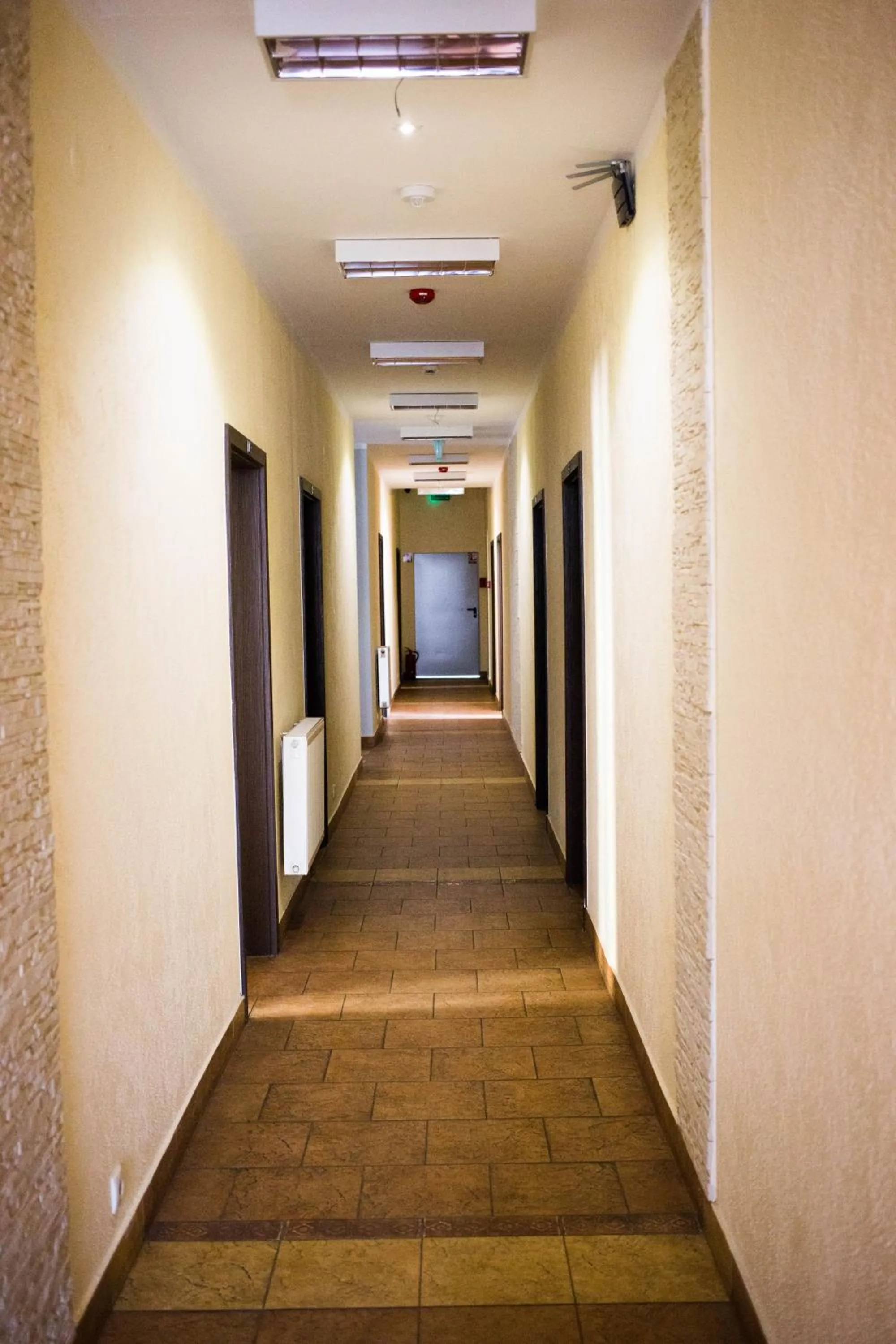 Property building in Hotelik Okęcie 39 - Nocleg i Parking Blisko Lotnisko Okęcie