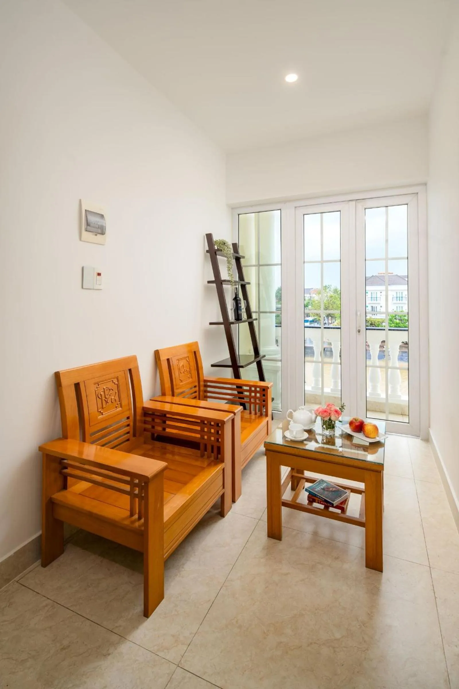 Guests in Truc Loc Villa