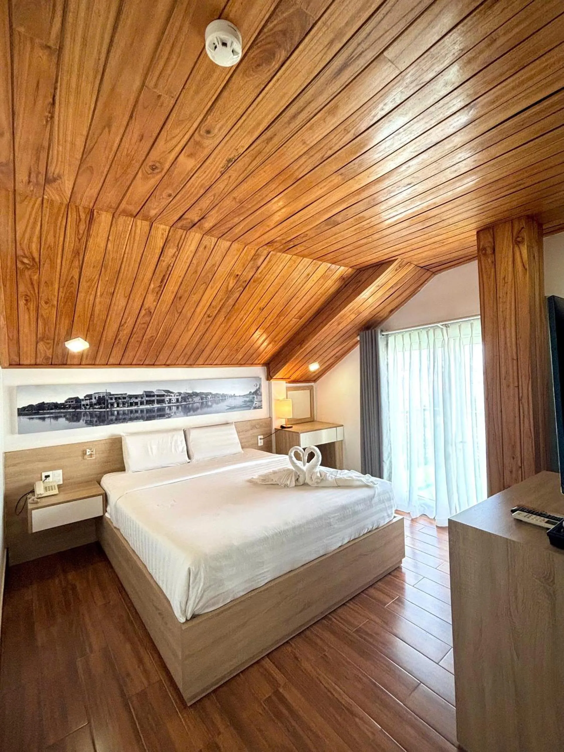 Bedroom, Bed in Truc Loc Villa