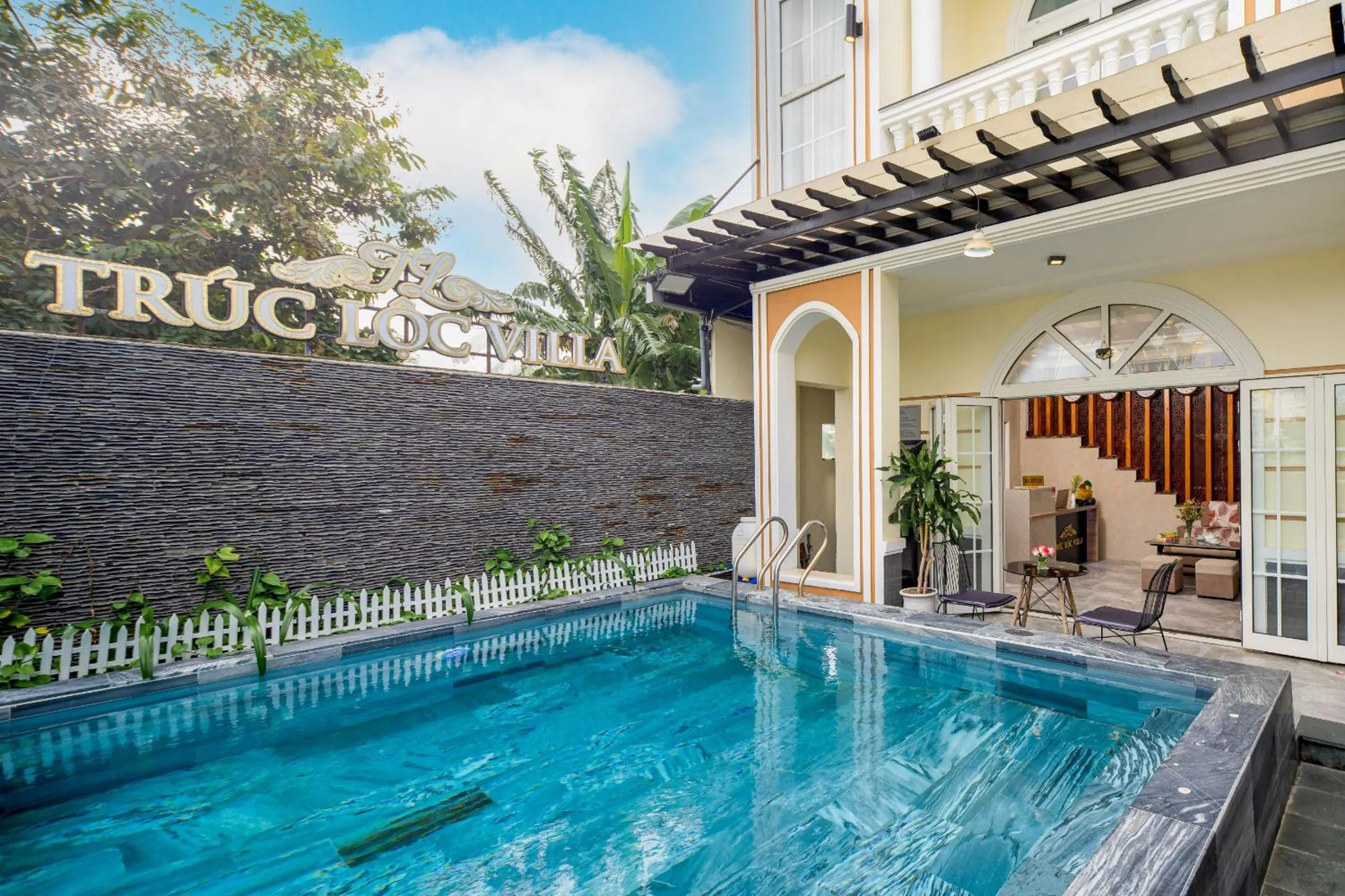 Swimming pool in Truc Loc Villa