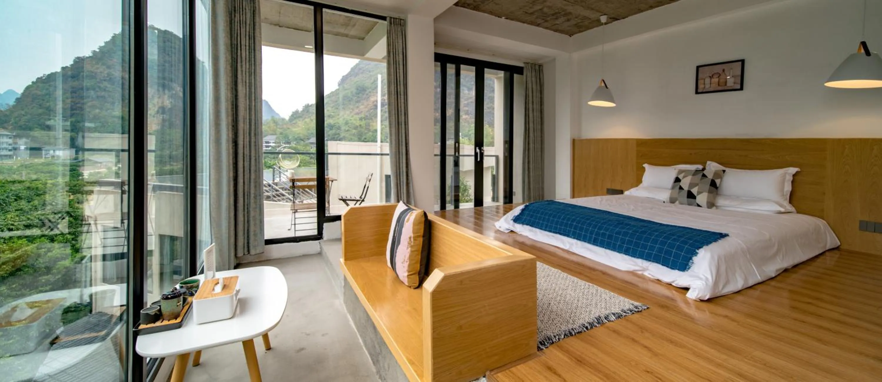 Bed in Yangshuo Serene Cove Hotel