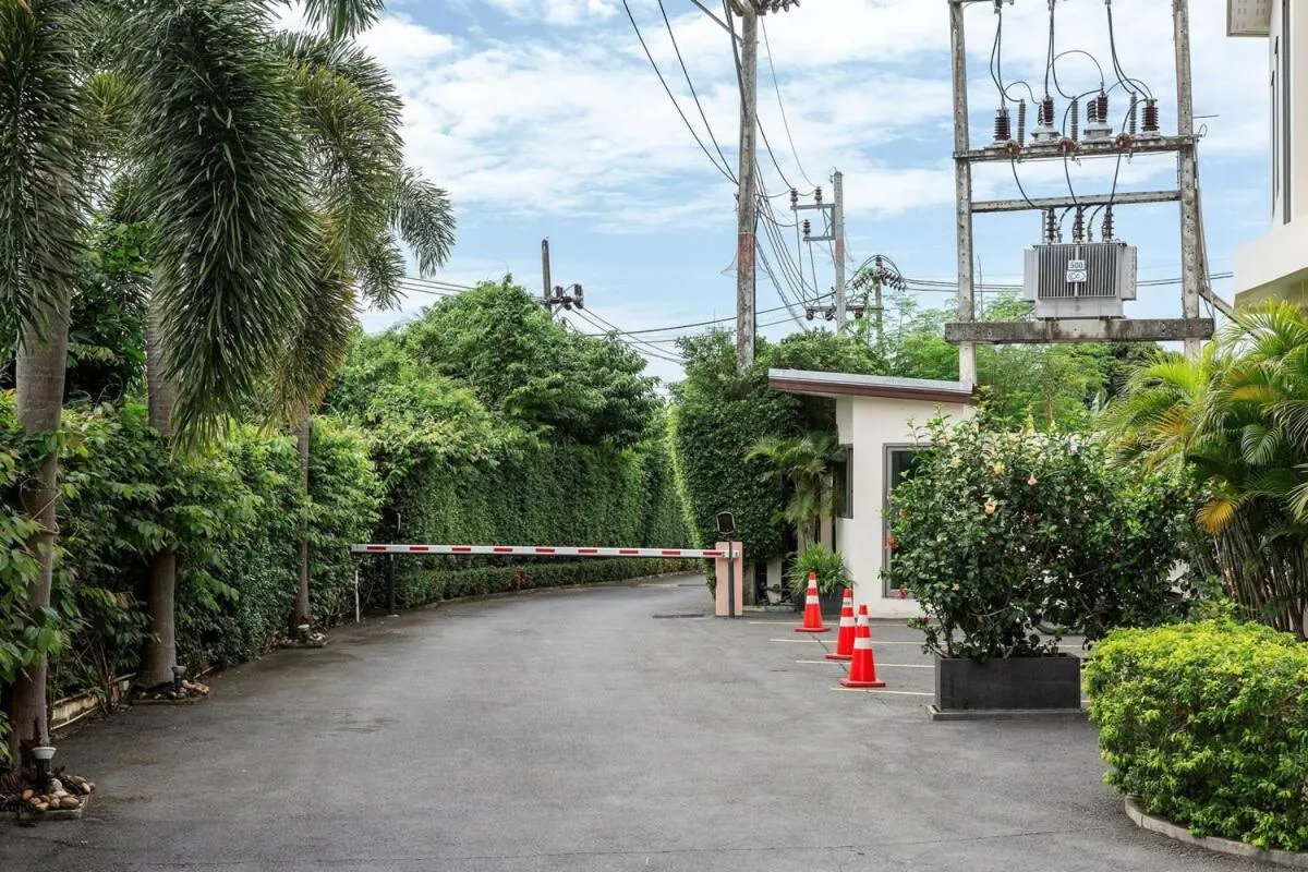 Other in VILLA BANGKA | Beautiful and modern 4 bedroom villa in gated community