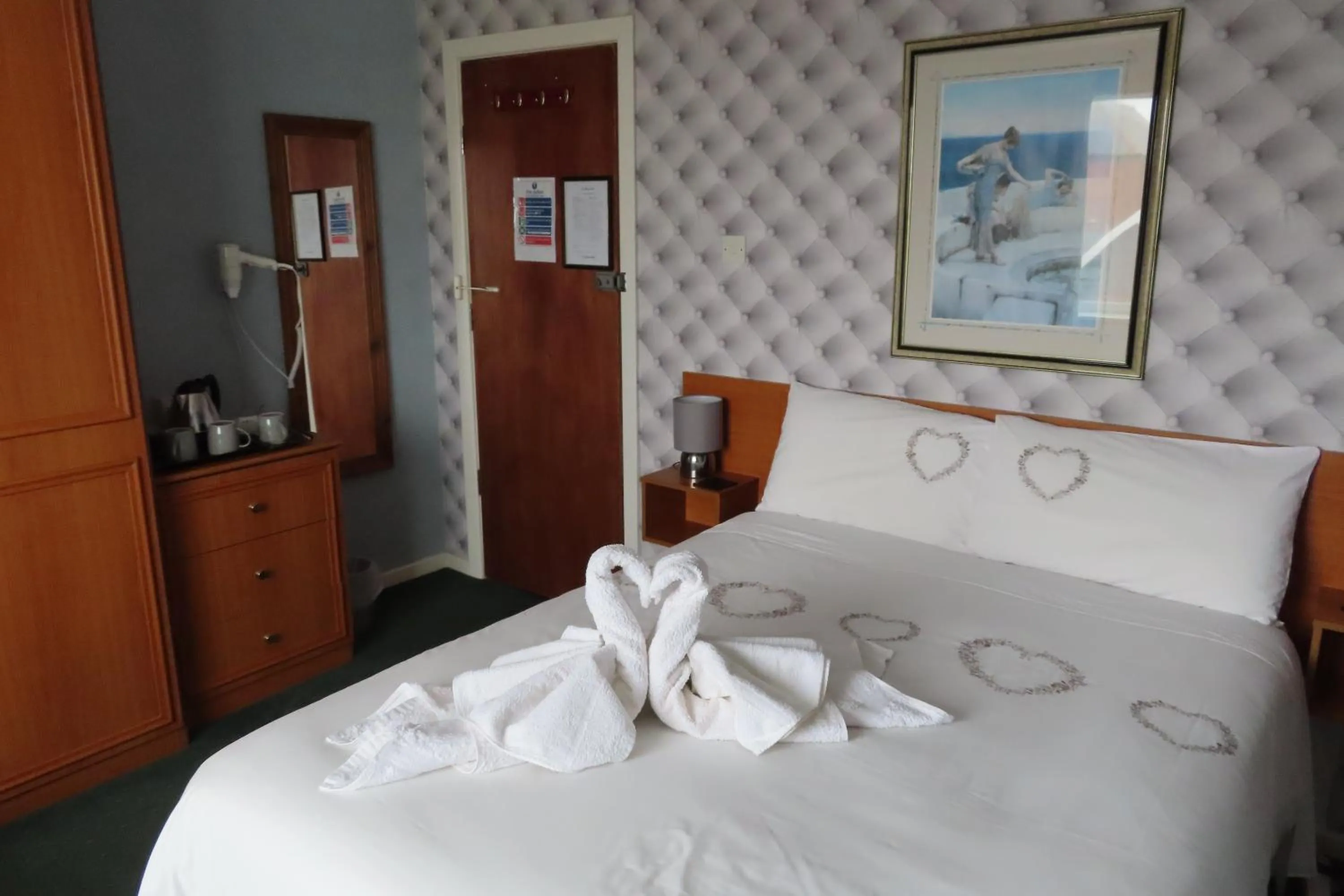 Bed in The Rowan Hotel