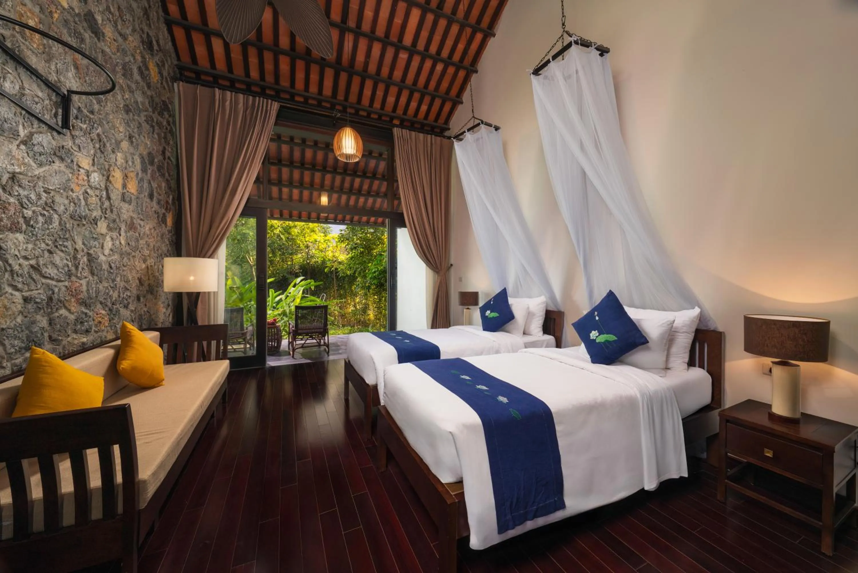 Bed in Aravinda Resort Ninh Binh