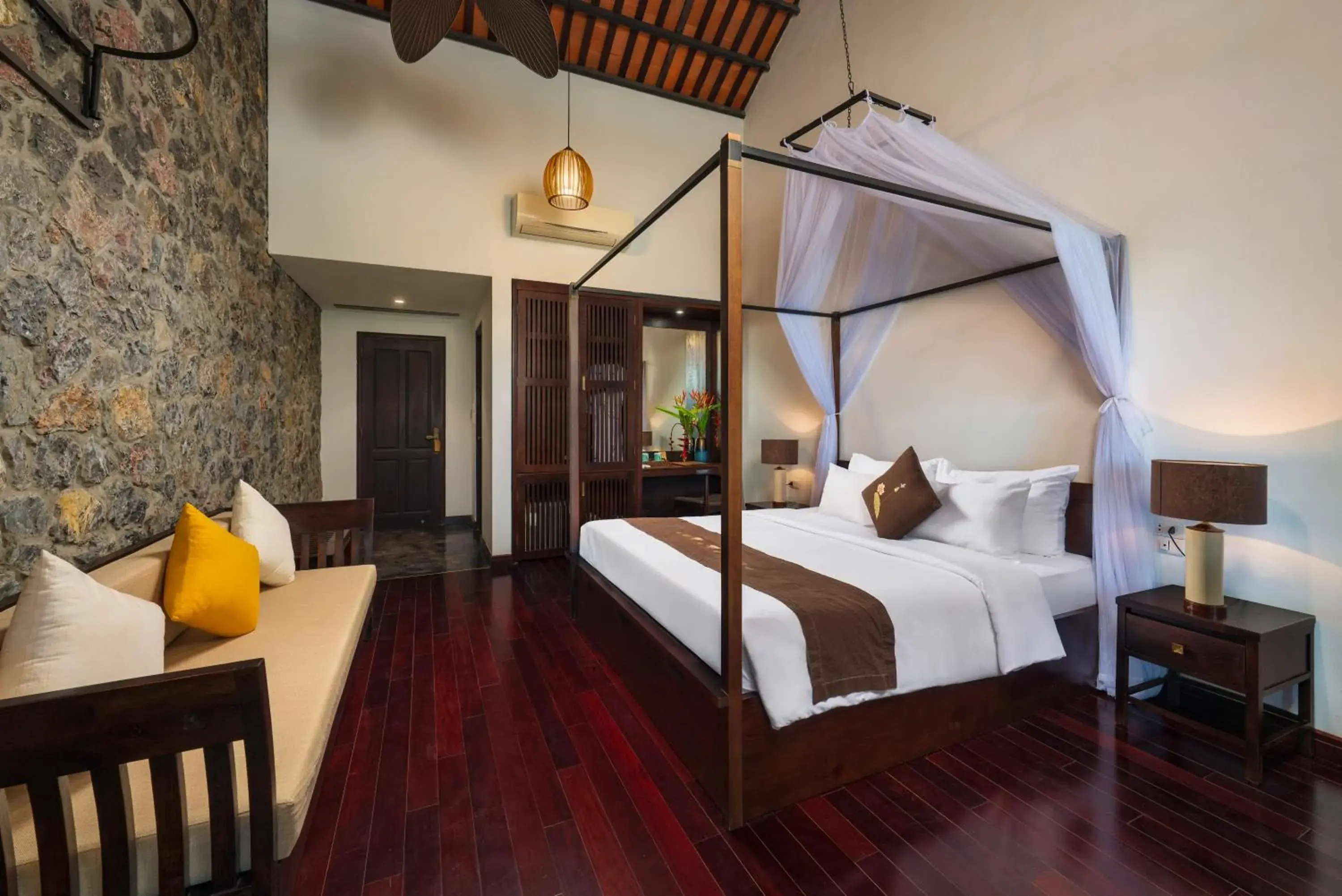 Valley Field Executive Double or Twin Room in Aravinda Resort Ninh Binh Valley Field Executive Double or Twin Room in Aravinda Resort Ninh Binh