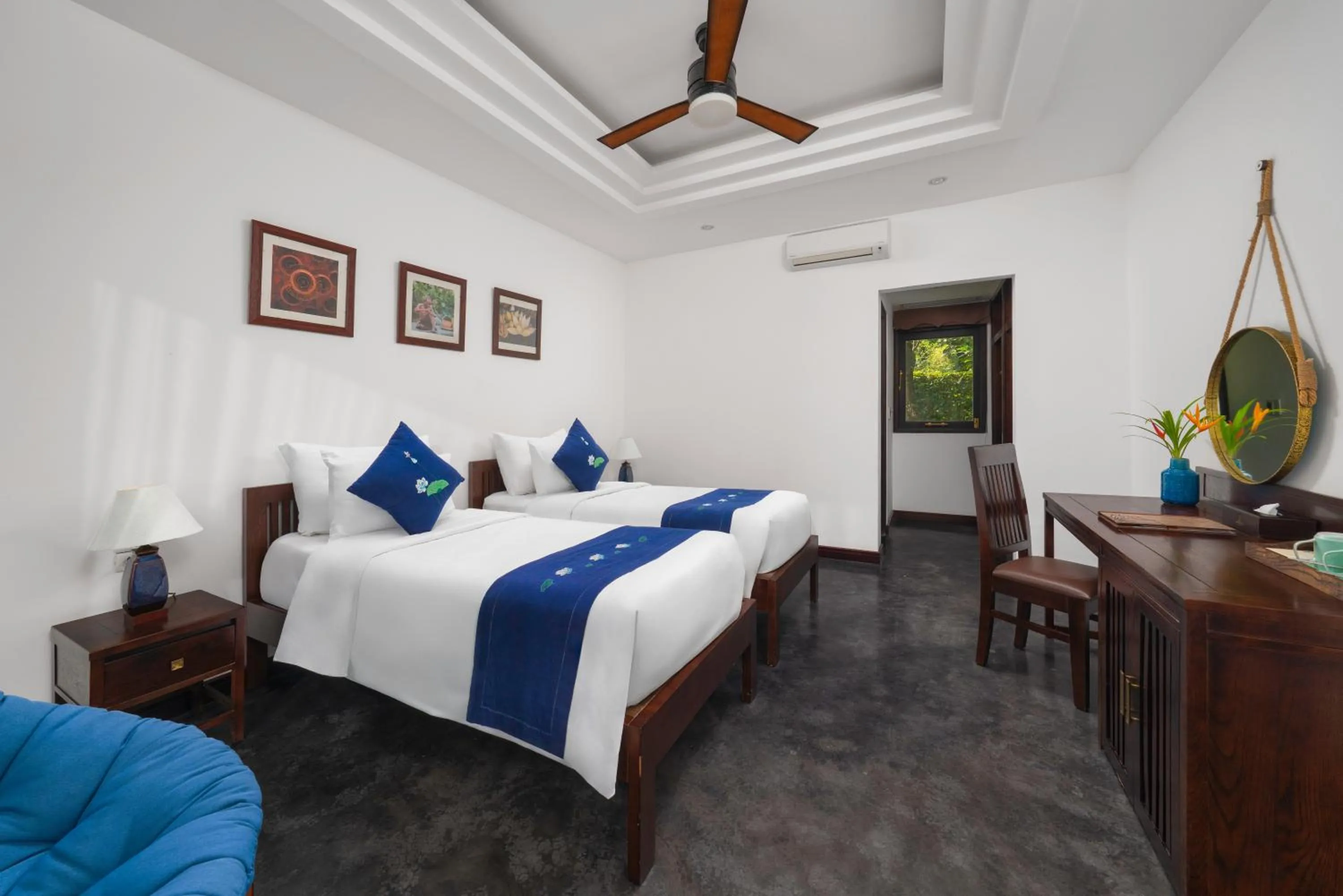 Photo of the whole room, Bed in Aravinda Resort Ninh Binh