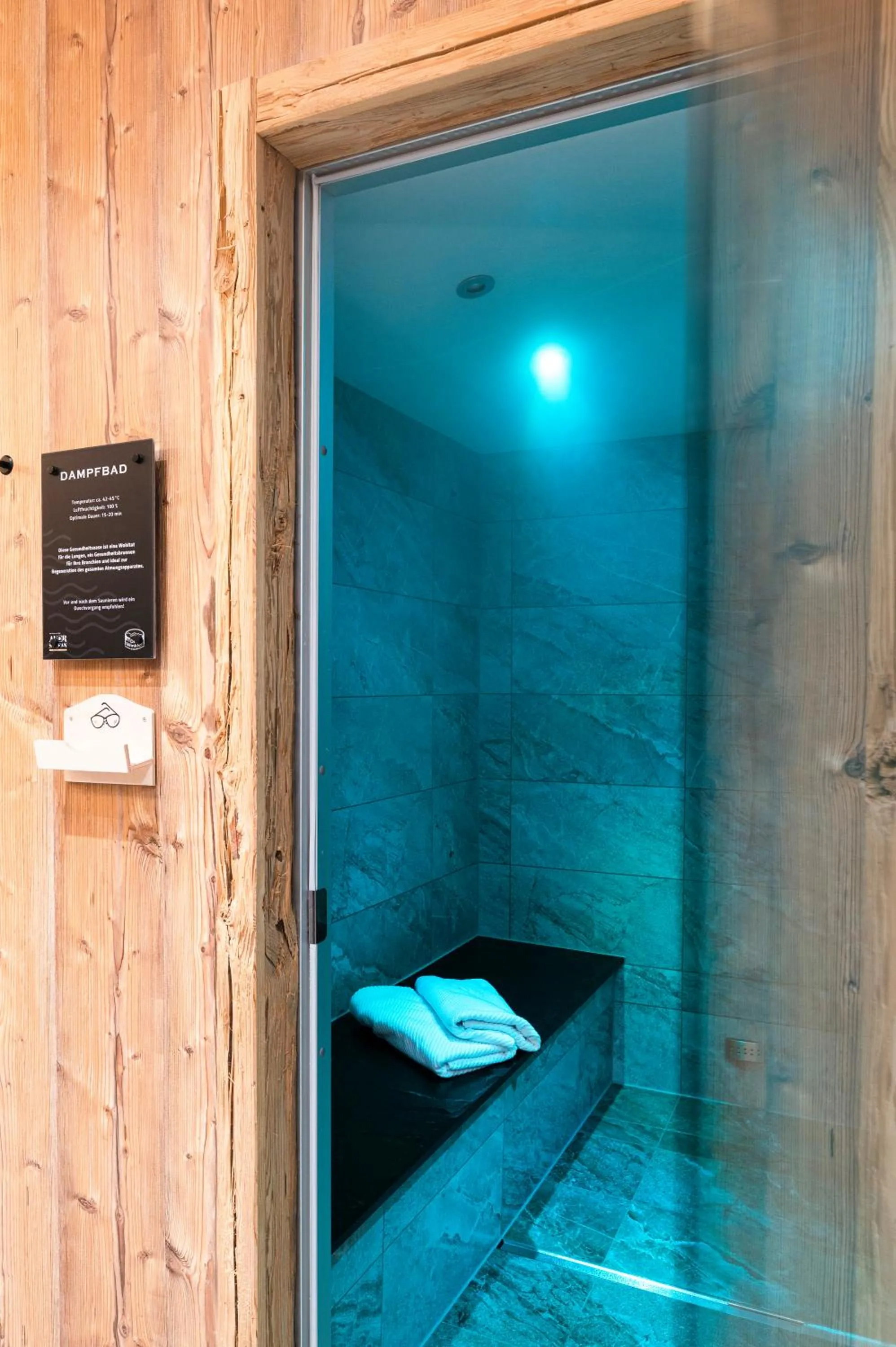 Steam room in Hotel Nevada