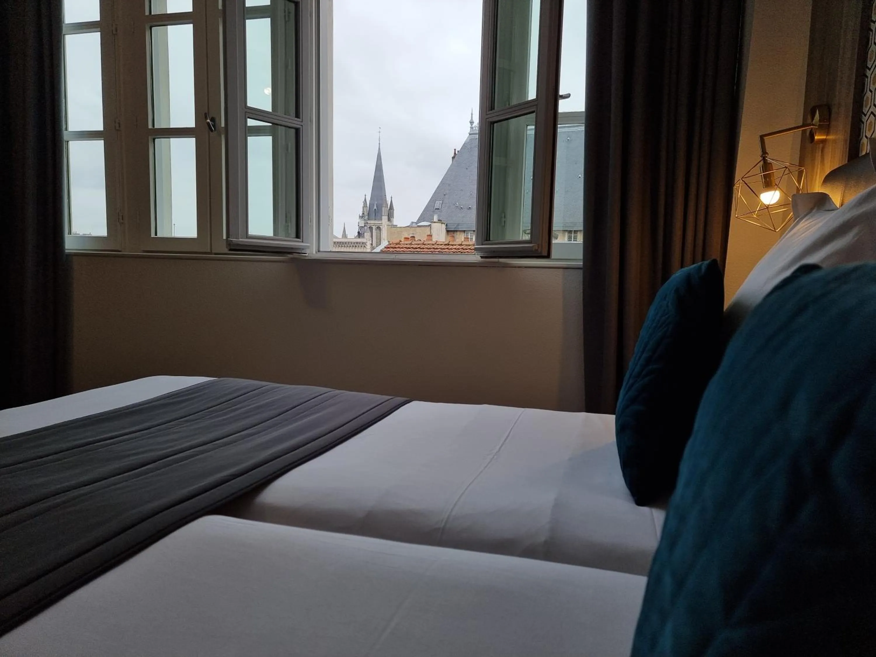 Bed in City Loft Apparthotel